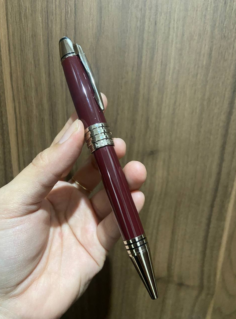 MONT BLANC JFK Special Edition Burgundy Red Ballpoint Pen Gift Box Collectible