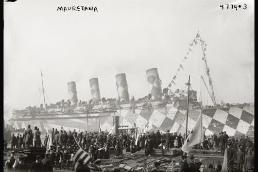 Photo:RMS Mauretania Ocean Liner 1900s Ship Docked at Pier Crowds