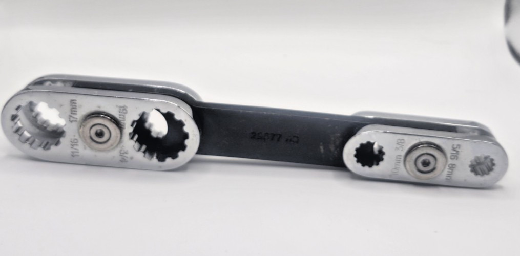 Craftsman Universal Flip Wrench SAE & Metric 8-in-1 # 29677 AD VINTAGE
