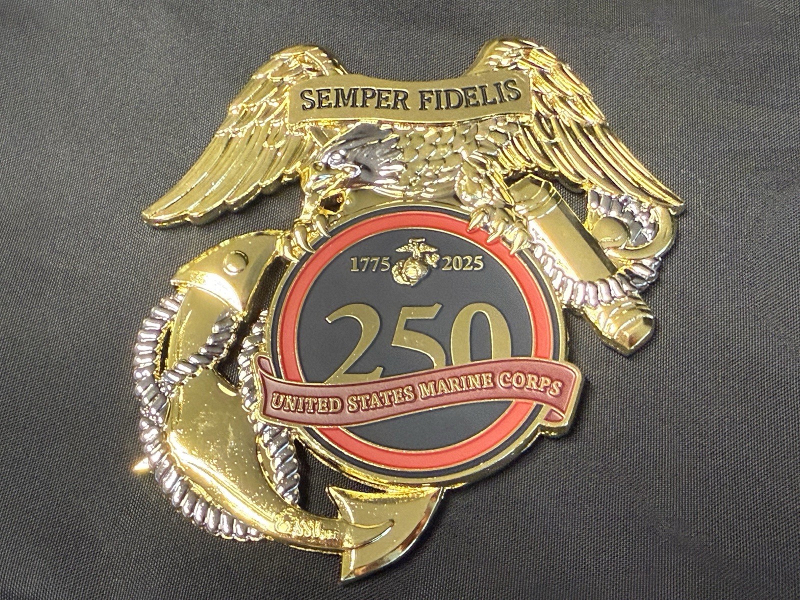 MARINES XXL THE FEW THE PROUD 250 ANNIVERSARY SHINY GOLD MARINES XXL THE FEW THE PROUD 250 ANNIVERSARY SHINY GOLD