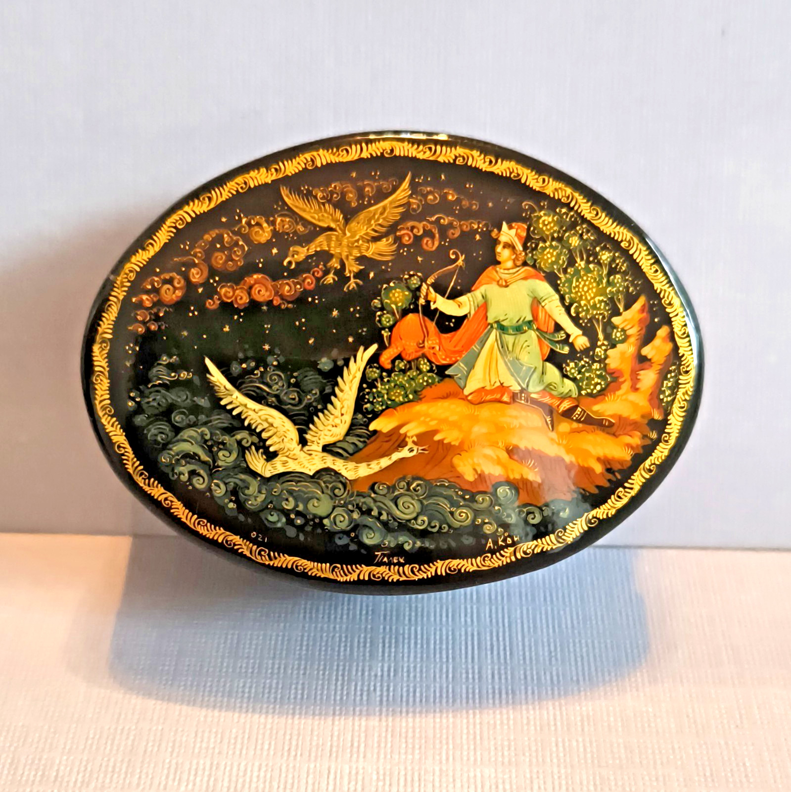 Oval Palekh Lacquer Wood Trinket Miniature Box, Hand-Painted Fairy Tale Scene