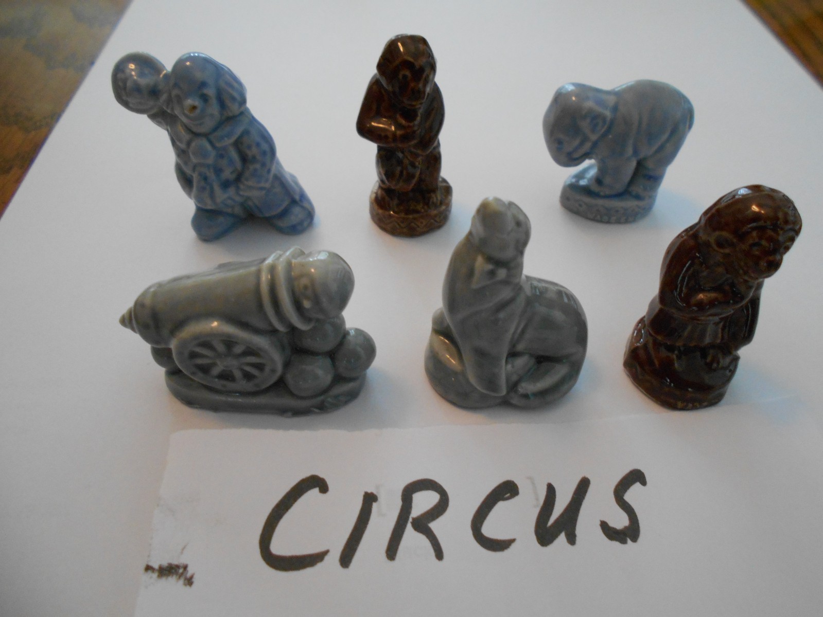 7 Piece Lot of Wade Whimsies from Circus Series Figurines