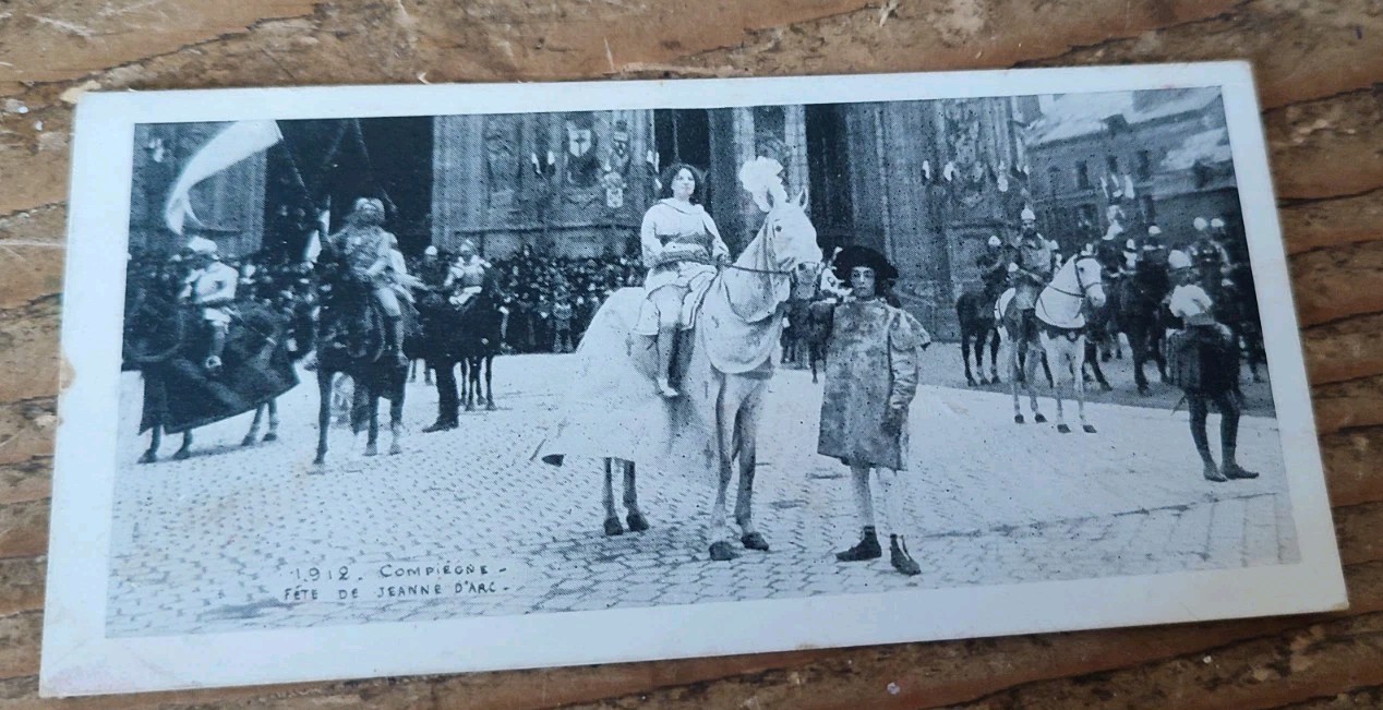 Old postcard 1912 Compiègne - Feast of Joan of Arc - rare narrow format 13.5x6.7 cm