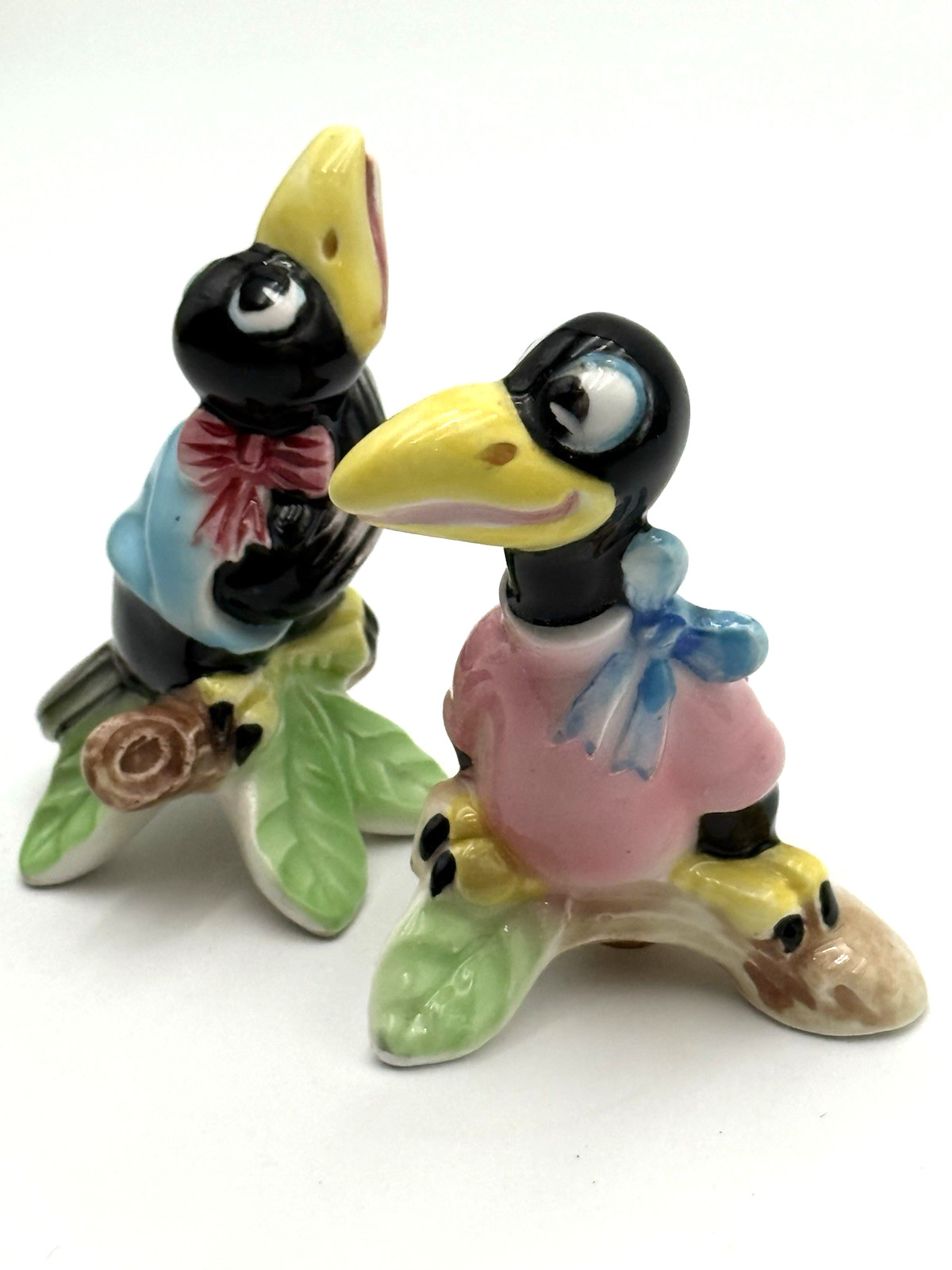 Vintage 1950s PY 4756 Anthropomorphic Magpie salt and pepper shakers