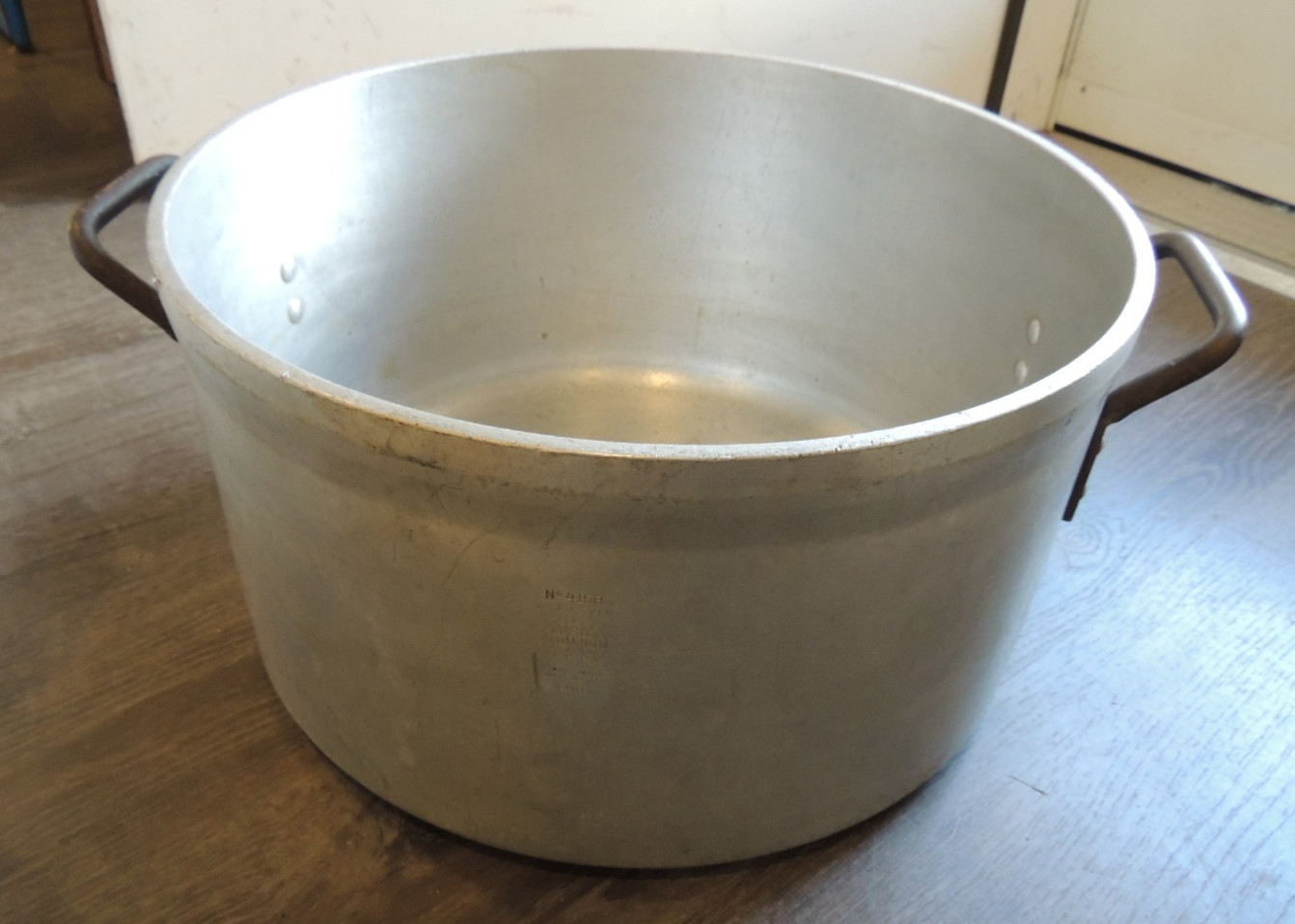 Vintage Wear-Ever 44QTS Aluminum Two Handle Pot HUGE RARE No. 4158 Made in USA