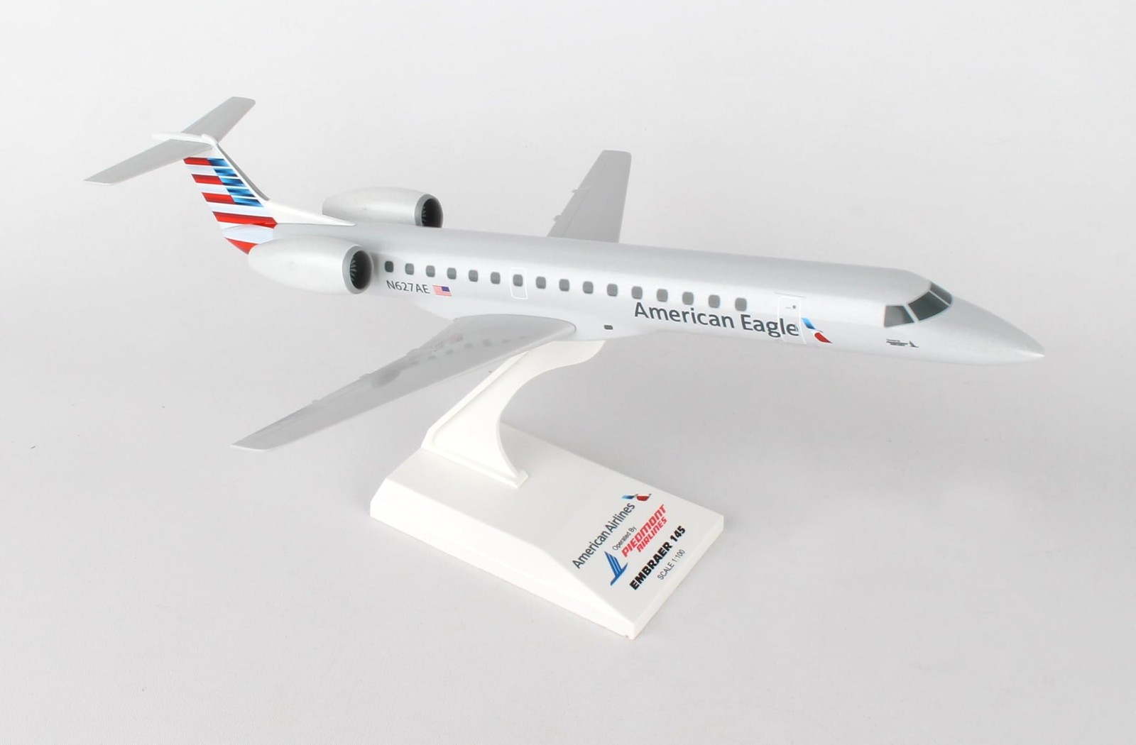 Skymarks Daron American ERJ145 Piedmont 1/100 (SKR906)