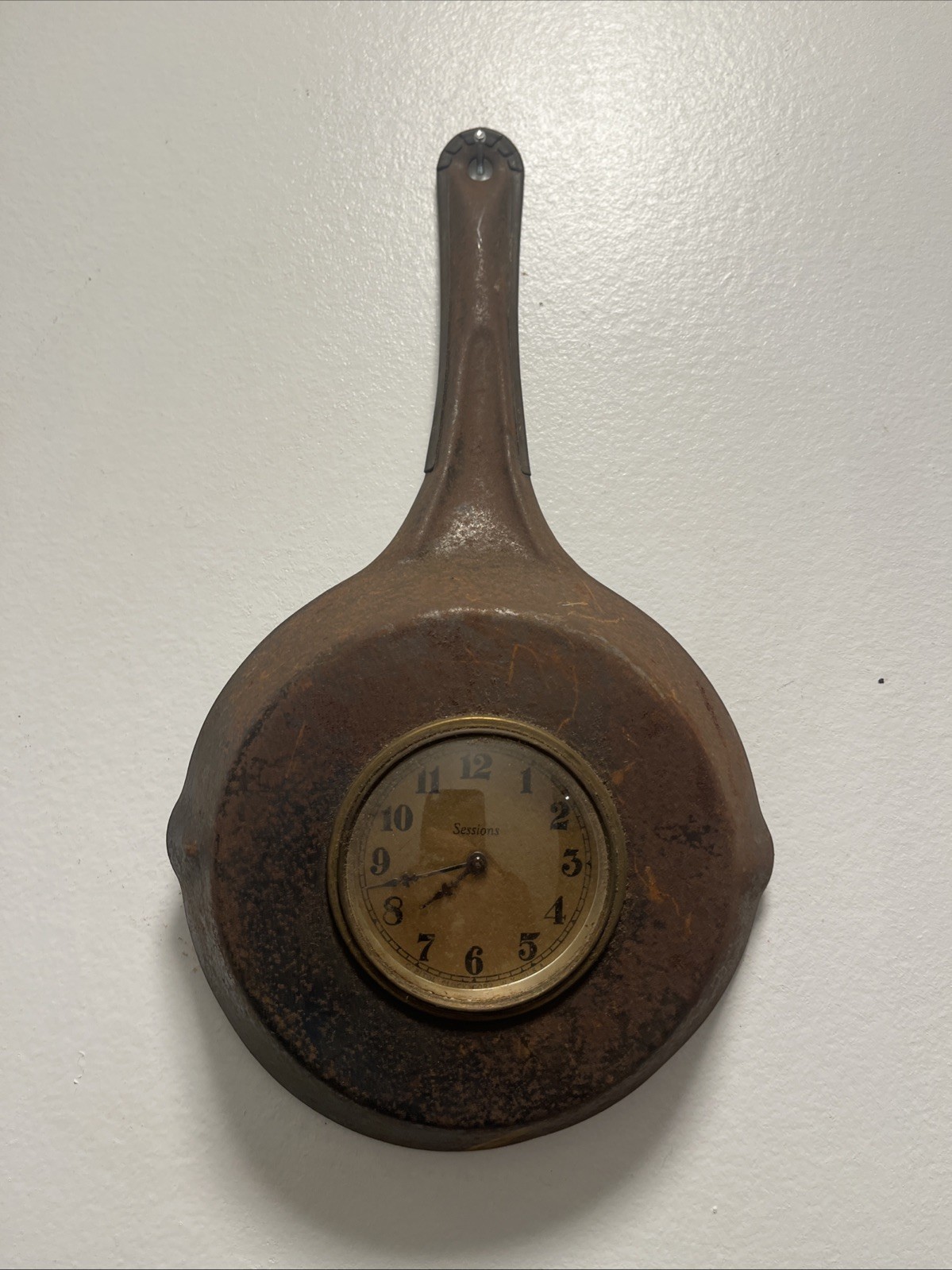 Vintage 1920’s Sessions Frying Pan Skillet Wall Clock Mechanical Wind Up Works