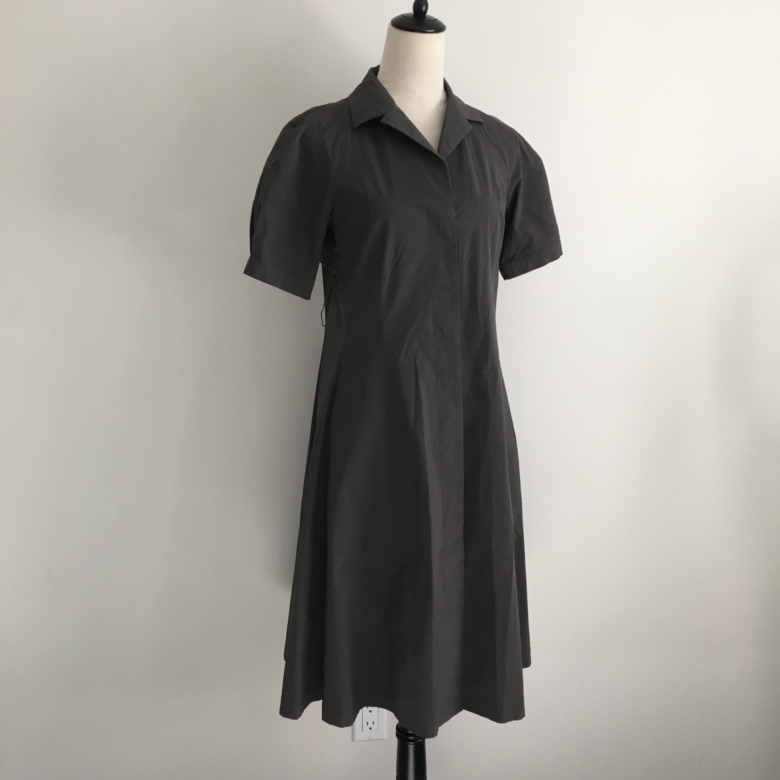 NARCISO RODRIGUEZ Italy Dark Gray Hidden Button Relaxed Fit Dress Womens sz 4