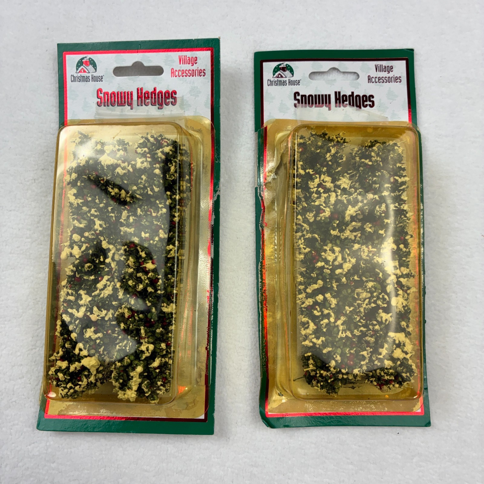 VTG Set of 2 Christmas House Craft Village Accessories Snowy Hedges NOS