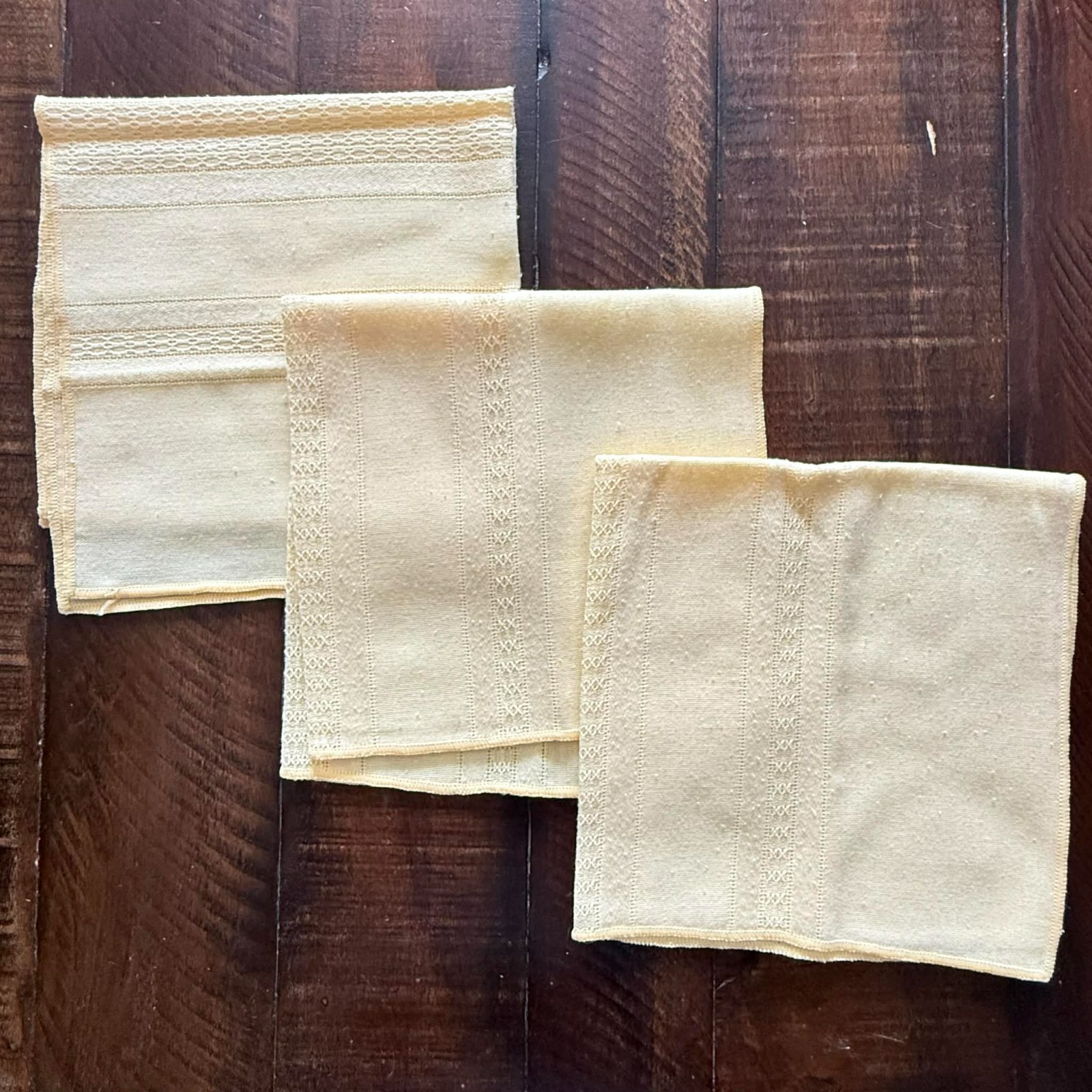 Vintage Embroidered Cocktail 16” Linen Napkins Yellow Set Of 3