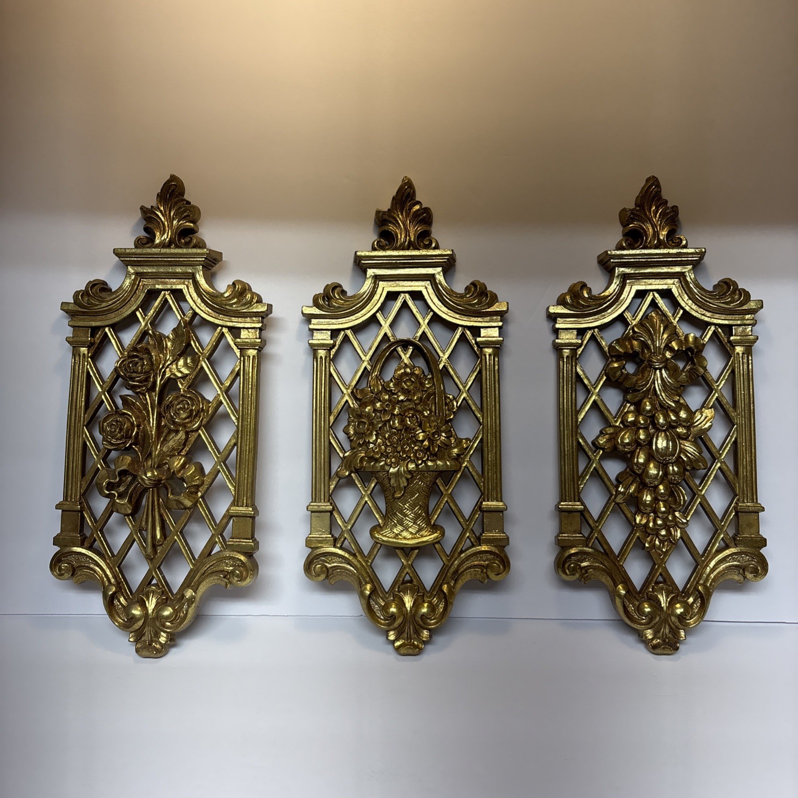 VTG Dart Industries Syroco Homco Gold 3 Wall Plaques floral Hollywood regency