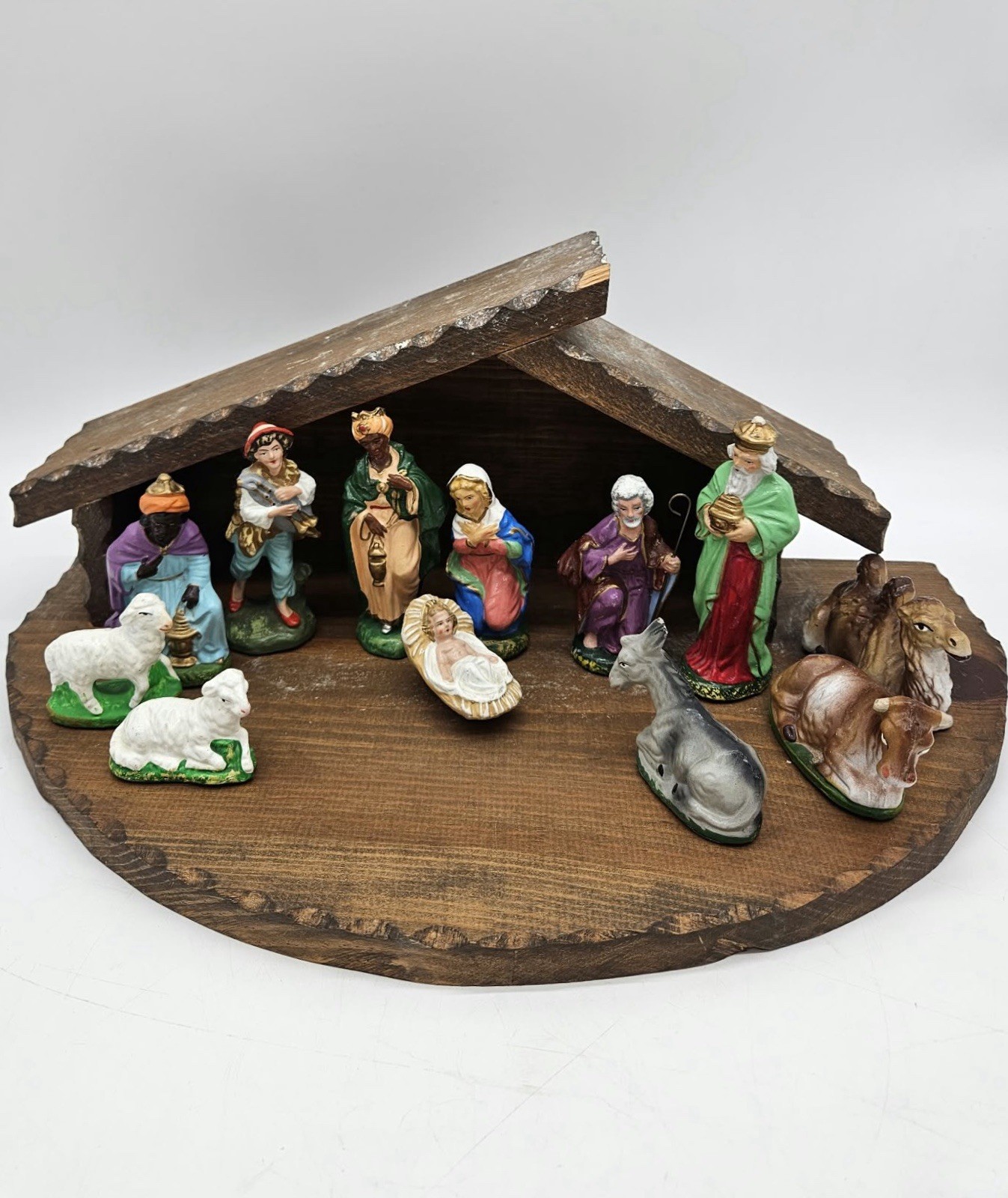 Vintage Italian Papier Mache Nativity Set 13 Pc Hand Painted Figures Wood Stable