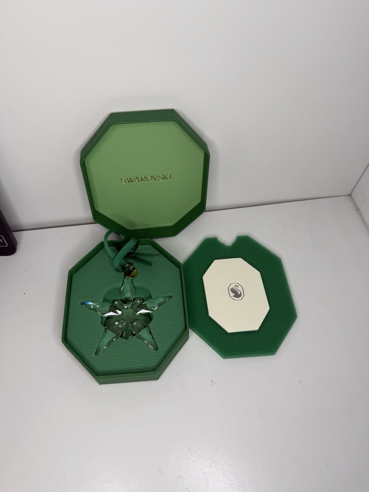 Swarovski Crystal 2025 ANNUAL EDITION LARGE CHRISTMAS ORNAMENT 5691172 AUTHENTIC