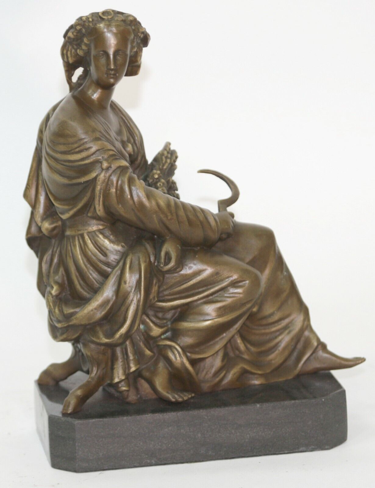 Real Bronze Gorgeous Maiden Sitting Woman Sculpture Home Decoration Decor