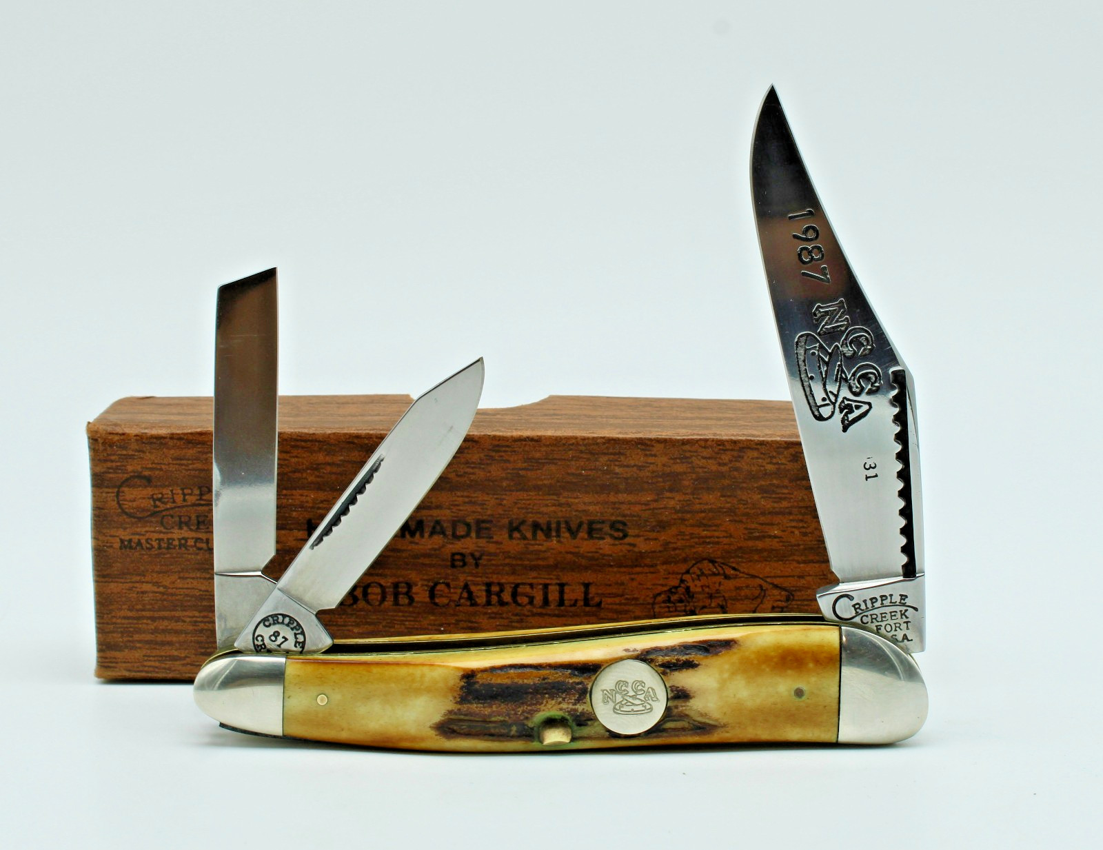 1987 Cripple Creek USA Gnarly Barked Stag Whittler Knife NCCA LTD 1 / 62