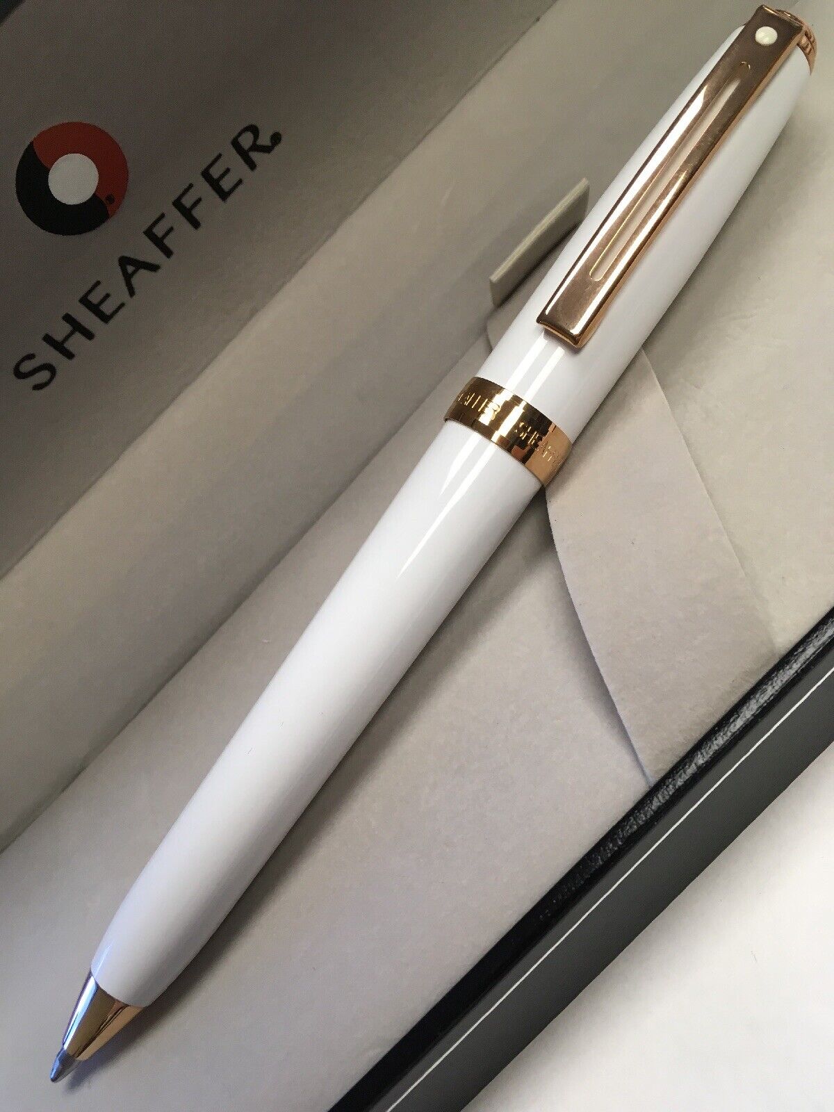 Sheaffer Prelude White Lacquer/Rose Gold Trim Ballpoint Pen