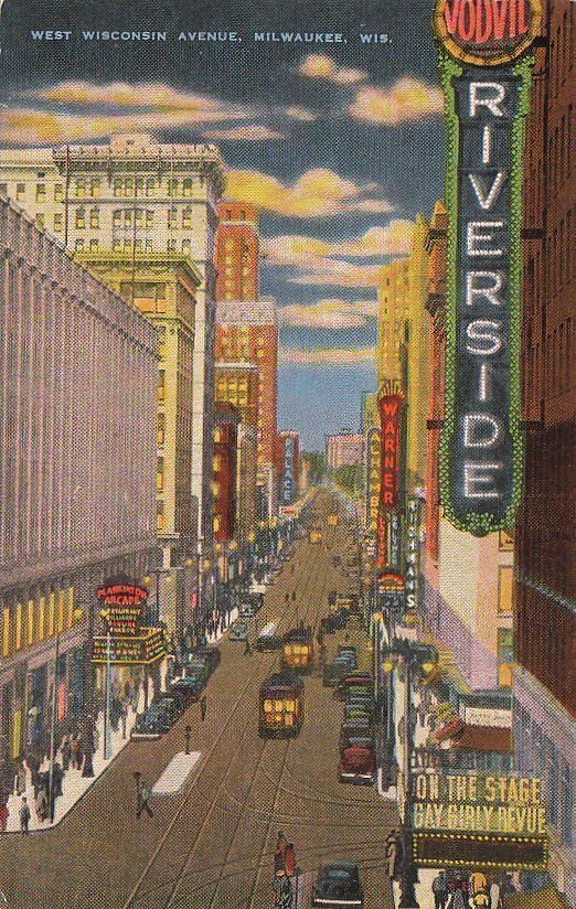  Postcard West Wisconsin Avenue Milwaukee WI