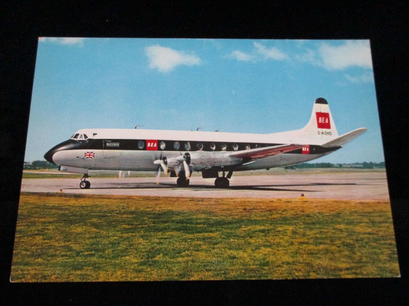 BEA Vickers Viscount Airplane UNPOSTED Vintage COLOURCARD Aviation Postcard