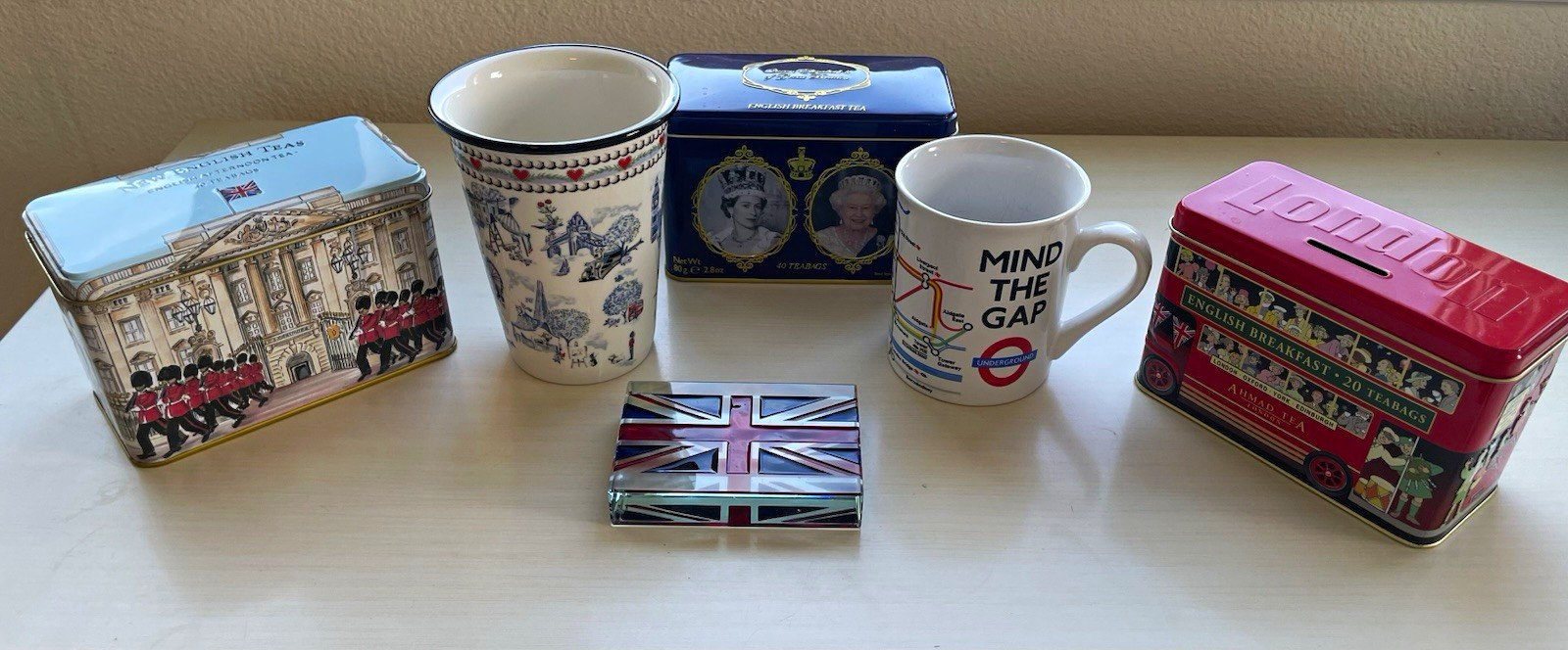 Mind the Gap Mug London Town Vase God Save The Queen Tea Tins London Underground