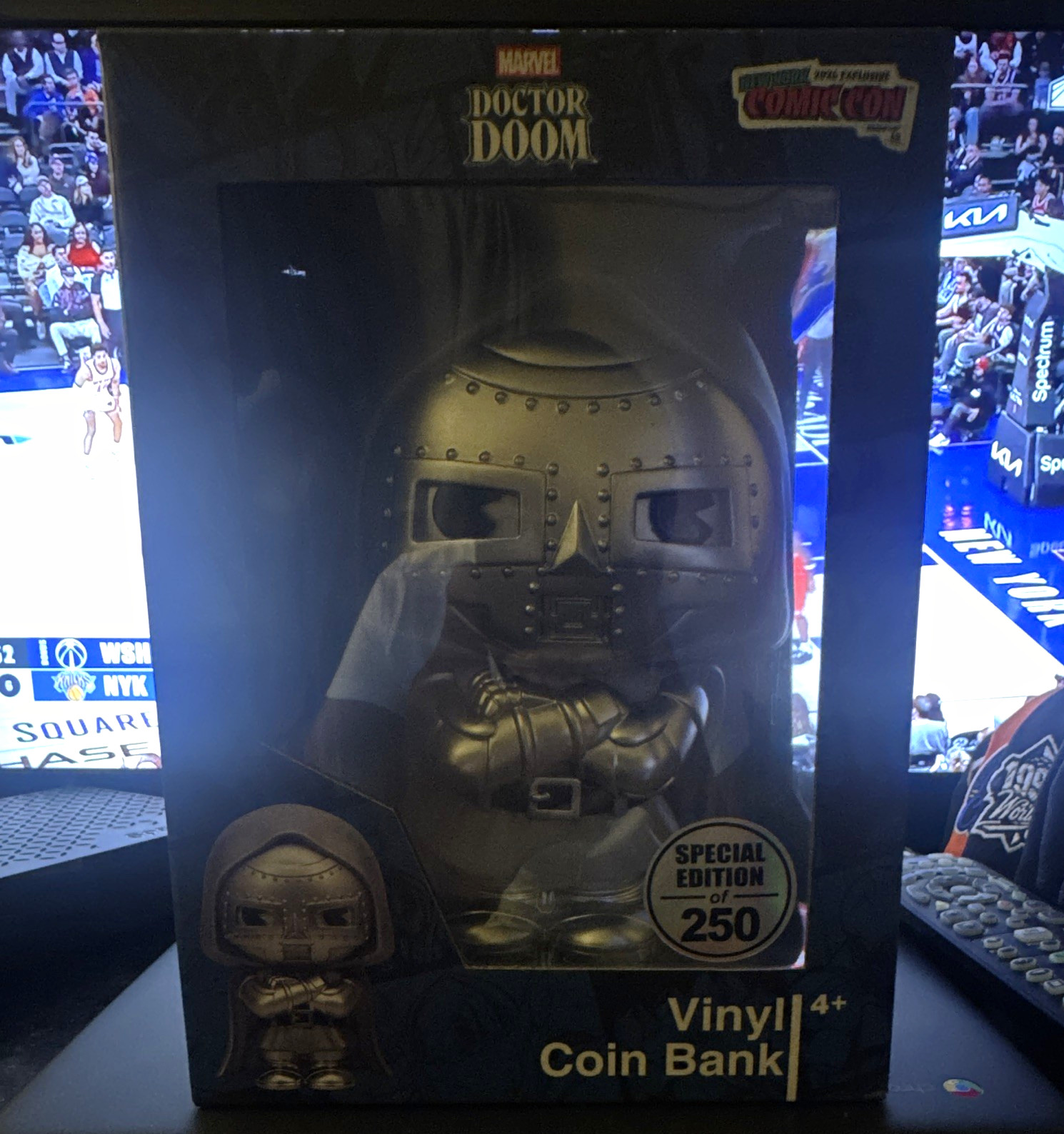 Marvel Doctor Doom Vinyl Coin Bank Special Edition NY Comic Con Run 250