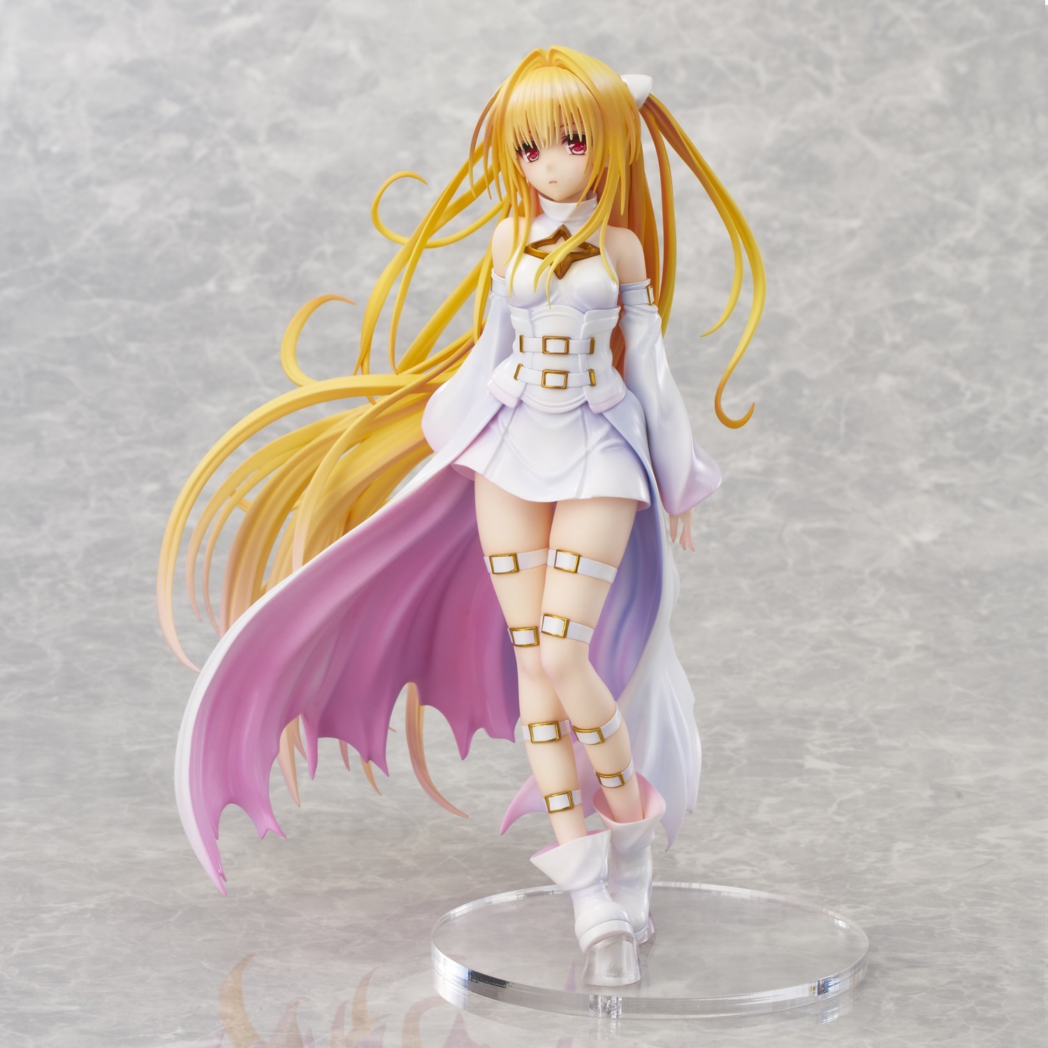 Union Creative To Love-Ru Darkness Golden Darkness White Trance ver. Figure