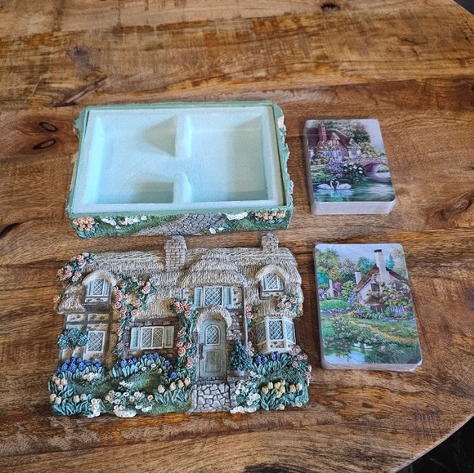 CardHolder Vintage Cozy Glen Cottage Hand Painted Limited Addition Franklin Mint