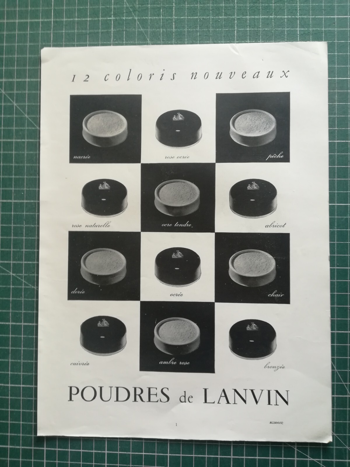 1137 Advertising circa 1960 Lanvin Powders