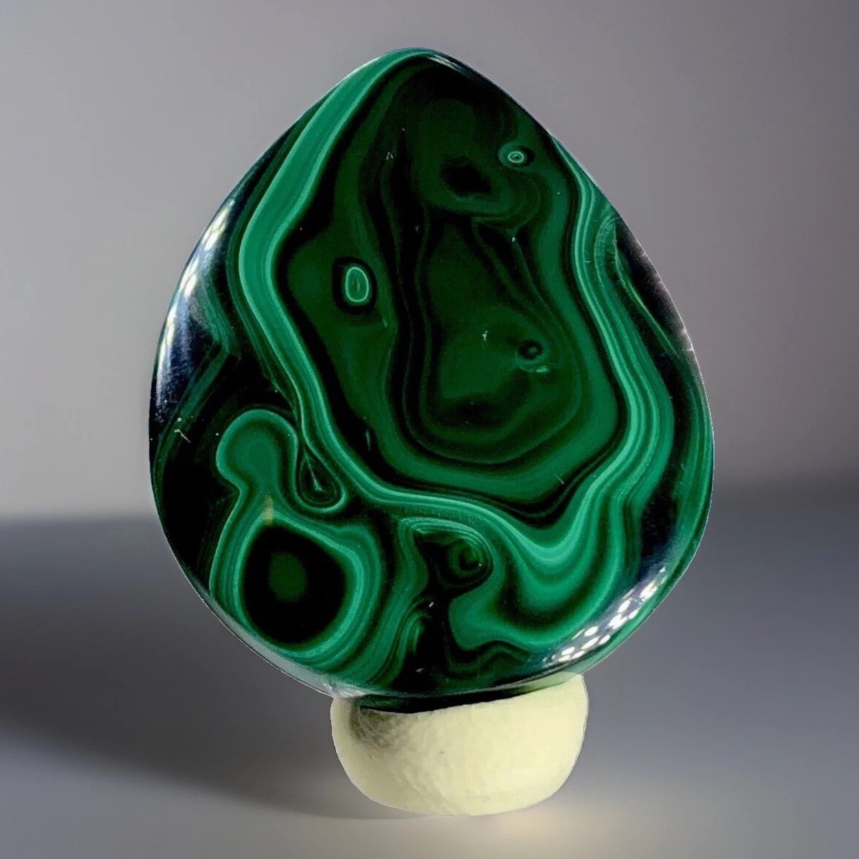 High Artistic Desirability Authentic Malachite Crystal Natural Polished Gem