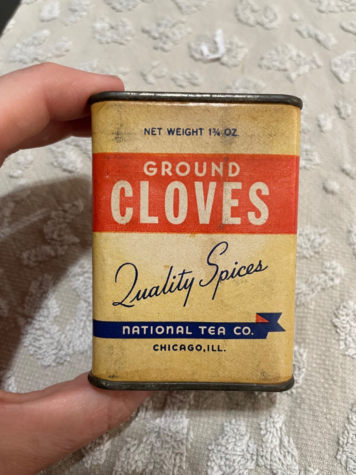 National Tea Co Quality Spice Tin Ground Cloves Net Weight 1 3/4 OZ  (as seen