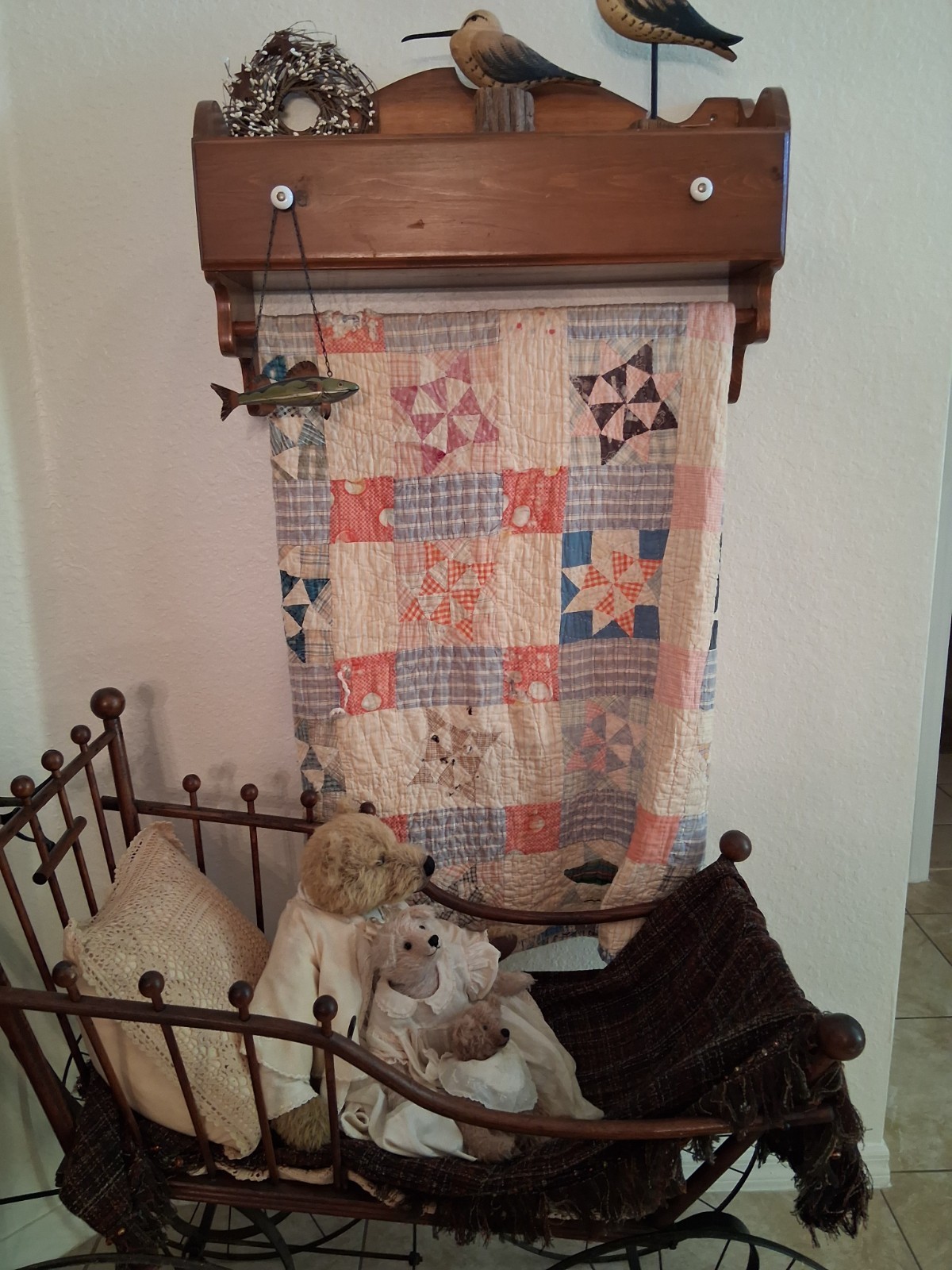 SUPER ANTIQUE Hand Made Quilt 44x 72 Cottage Country Farmhouse Chic