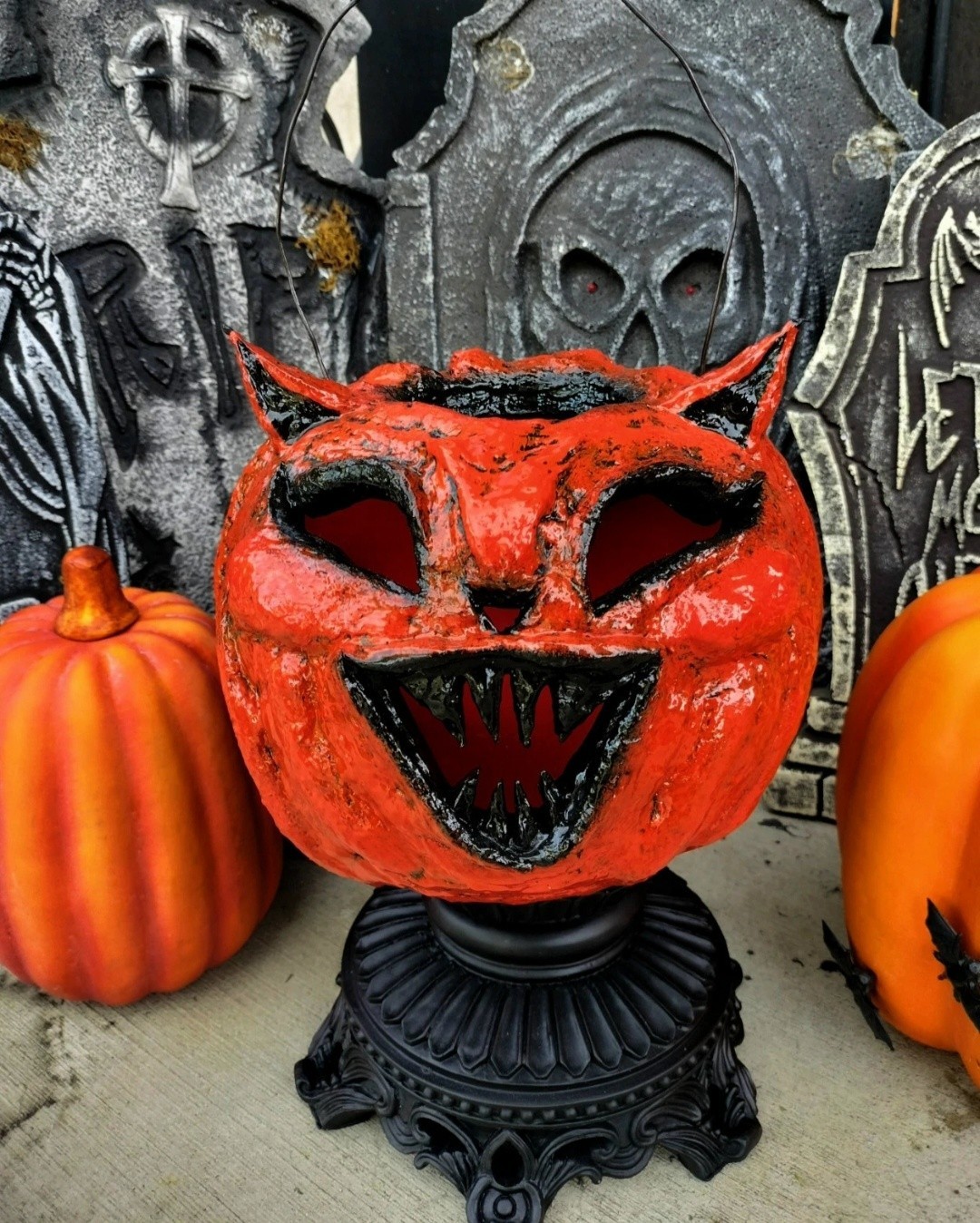 HANDCRAFTED CREEPY CAT HALLOWEEN PUMPKIN JACK-O-LANTERN LIGHT PAIL PROP DECOR 