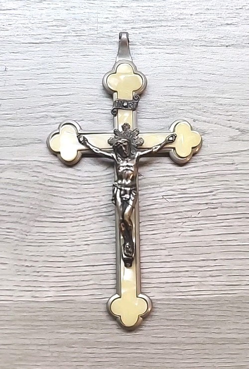 Vtg Corpus Christi 4.5 Crucifix Pendant Symbol Ivory / Metal Religious Cross 
