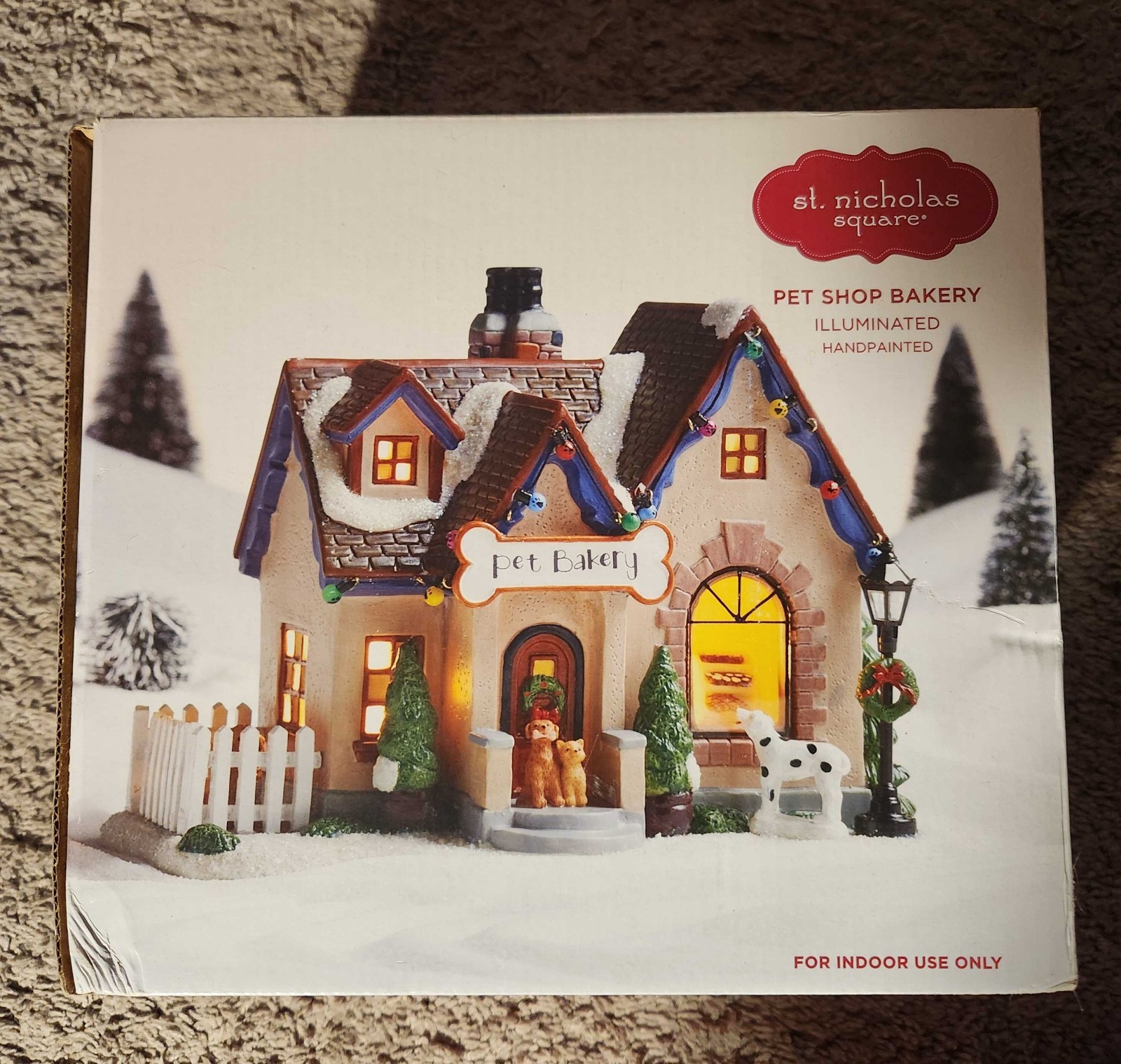 St. Nicholas Square~Village Pet Shop Bakery~2014~NIB