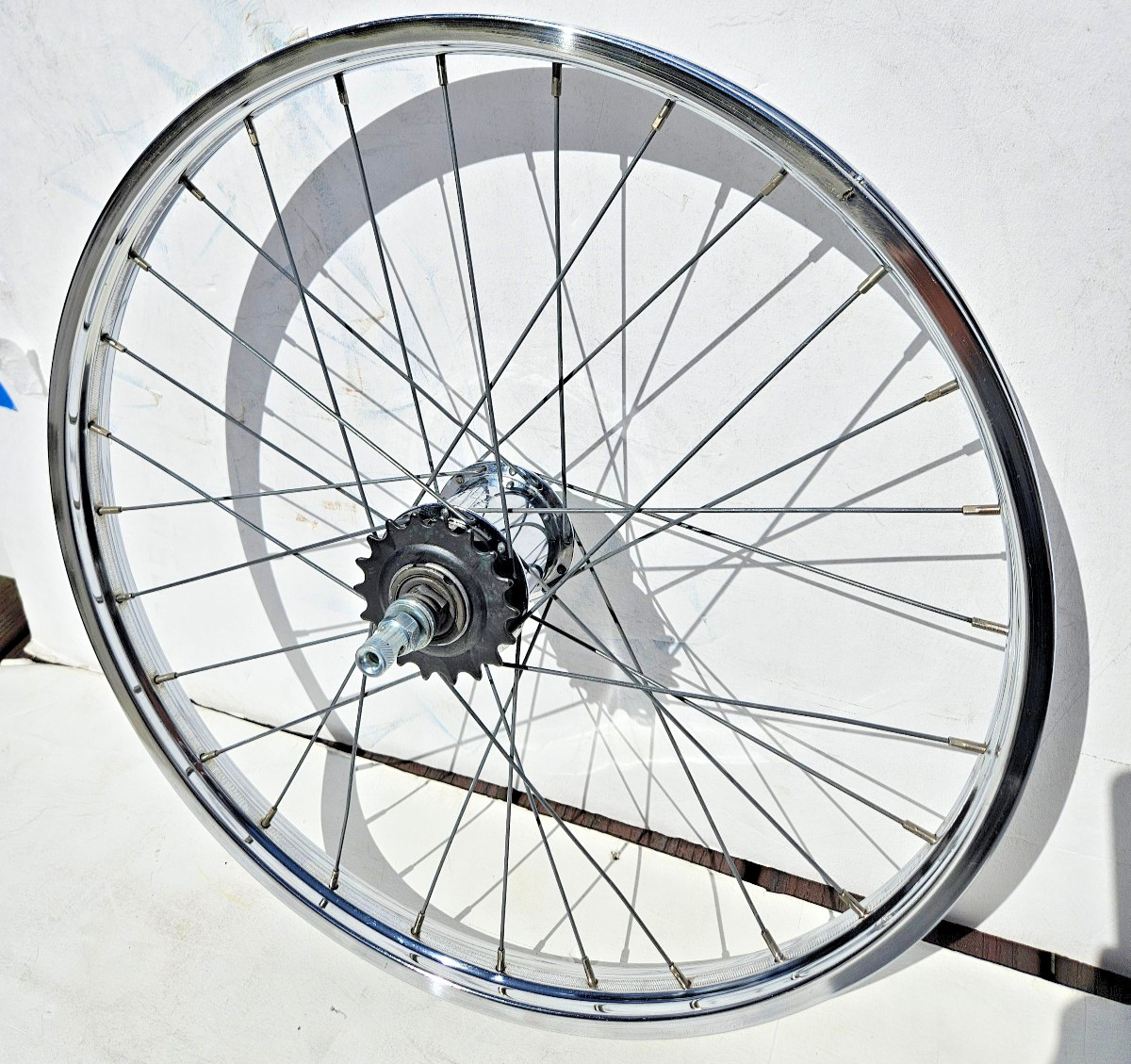 Vtg Schwinn Stingray Fastbcak Rear 3 Spd SA Bicycle Wheel 20