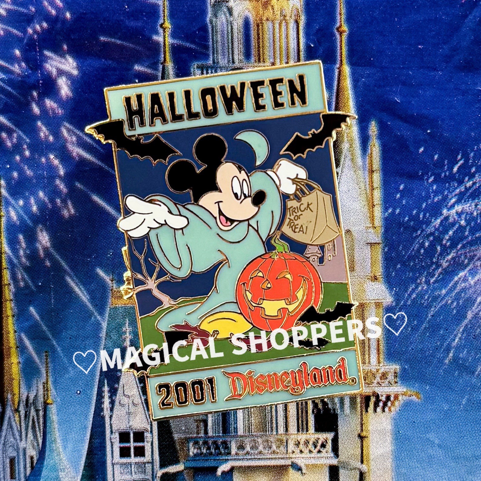 Disney Parks 2001 Disneyland Halloween Mickey Mouse Glow in the Dark Pin LE