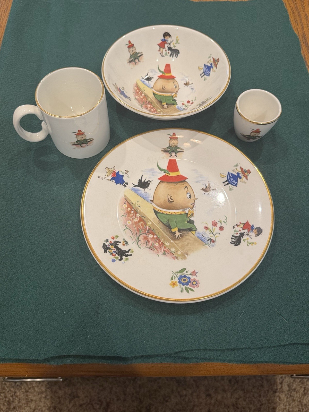 Vtg. Humpty Dumpty 4pc Child’s Set Arklow Ireland Plate Bowl Mug Egg Excellent