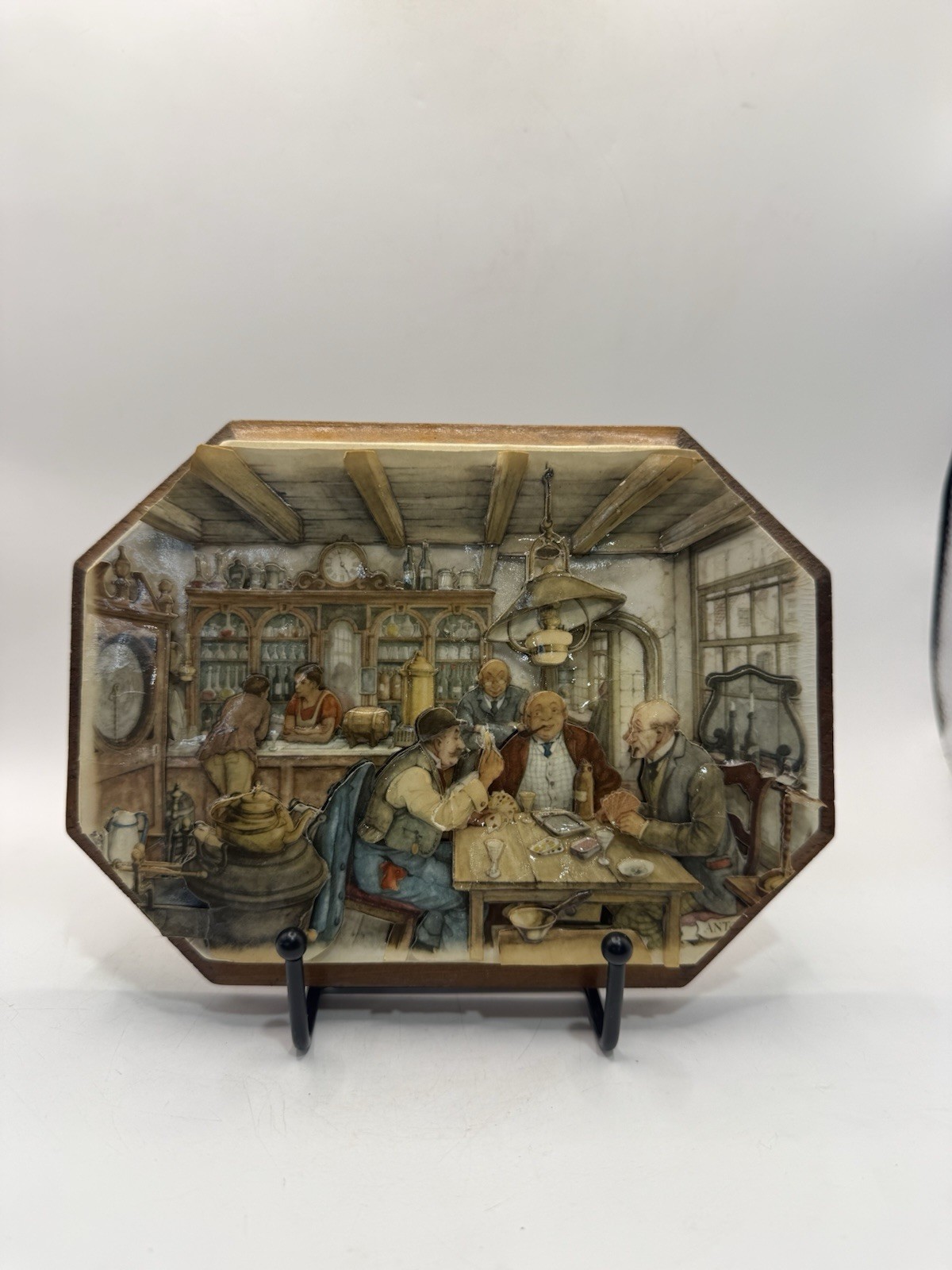 Vintage 3D Relief Tavern Pub Card Players Wall Plaque Bar Scene 7.5” *
