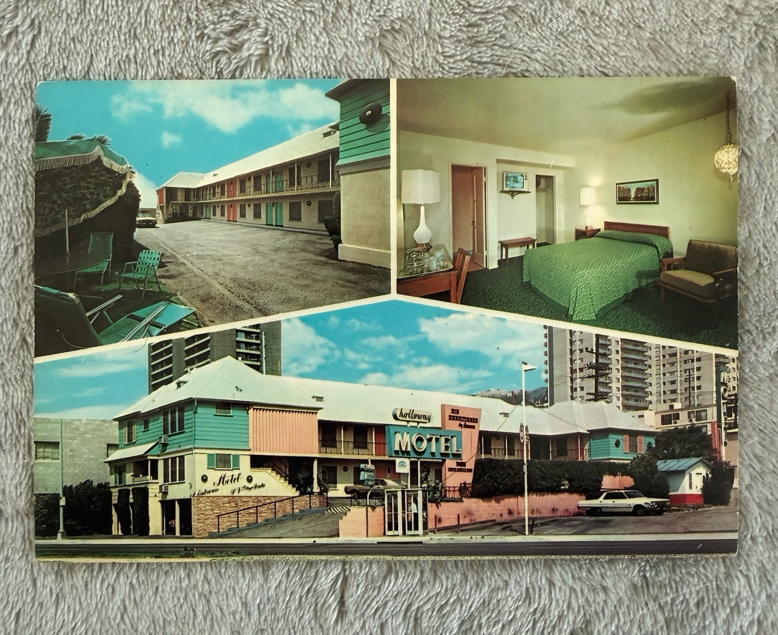 Vintage & Very Rare Holloway Motel In Hollywood California Unposted Postcard