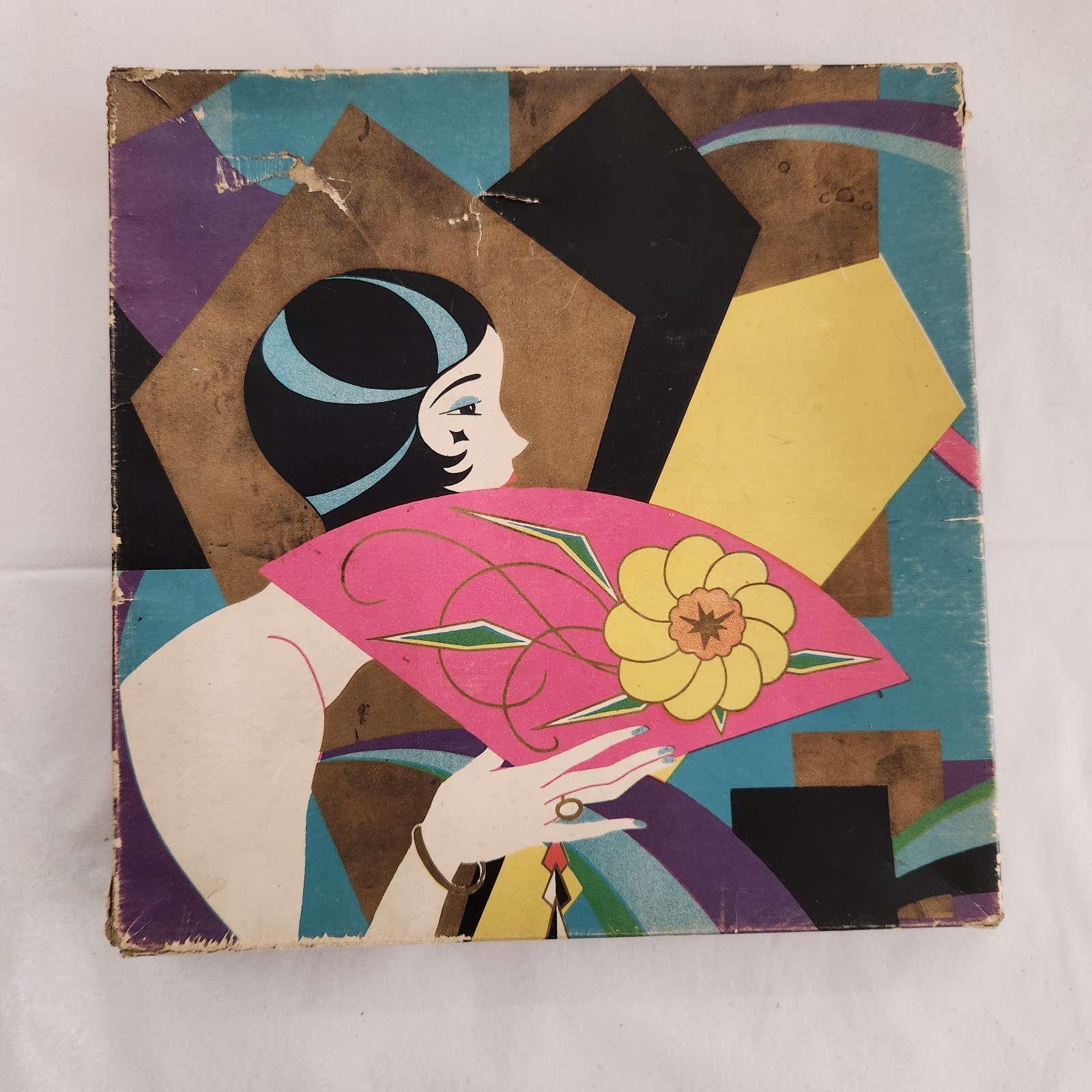 Antique 1920s Flapper Boudoir Garter Set Handkerchief Powder puff Art Deco Box