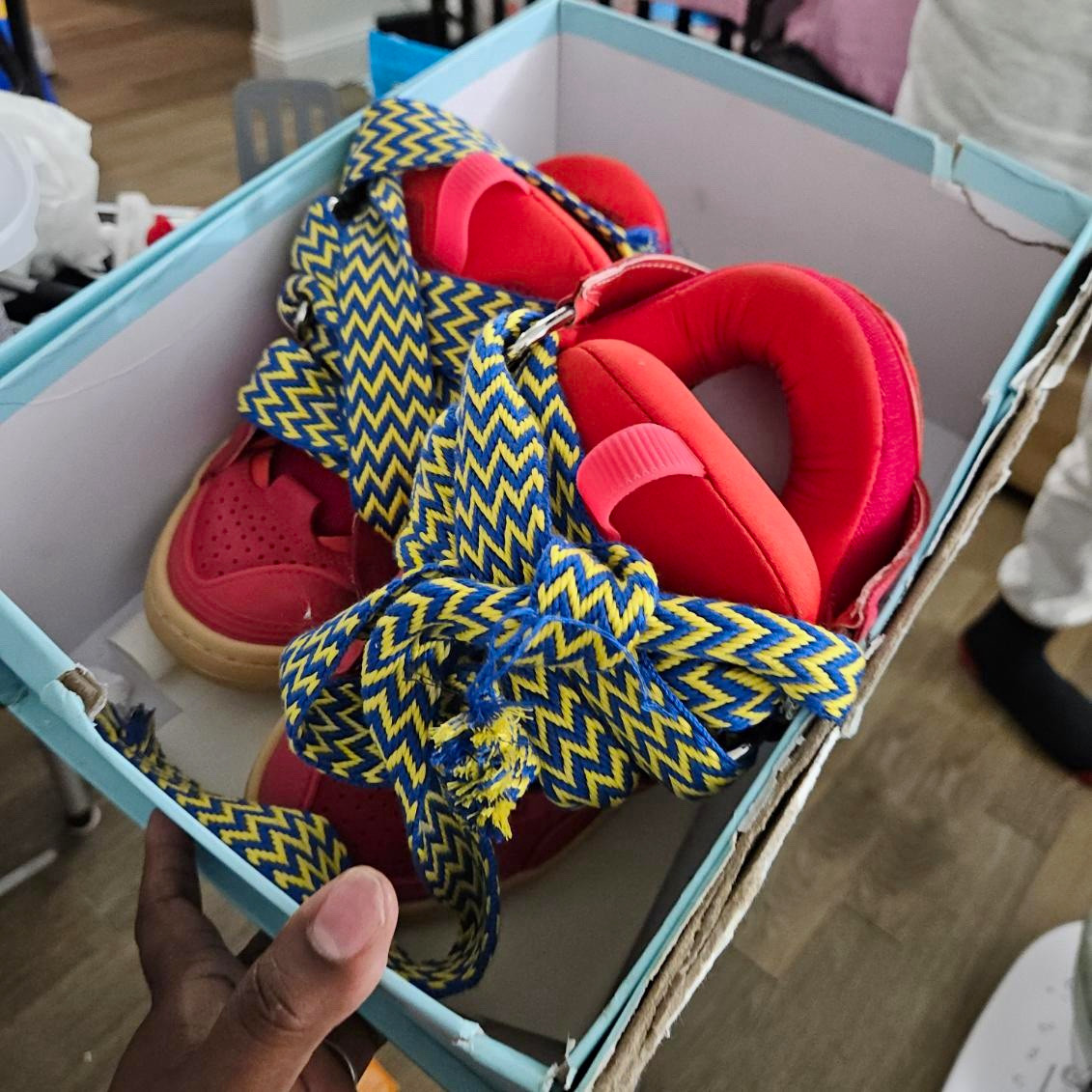 Lanvin Curb Sneakers Red Blue Yellow Chevron Laces Size 35 US Women