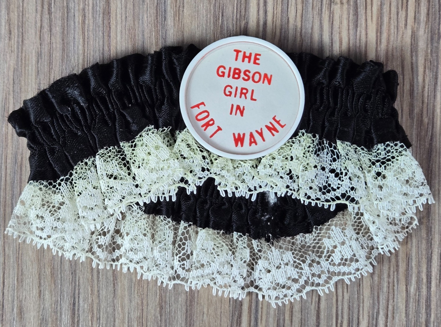 Vintage The Gibson Girl Fort Wayne Garter w Button, Eli Todoran Go Go club