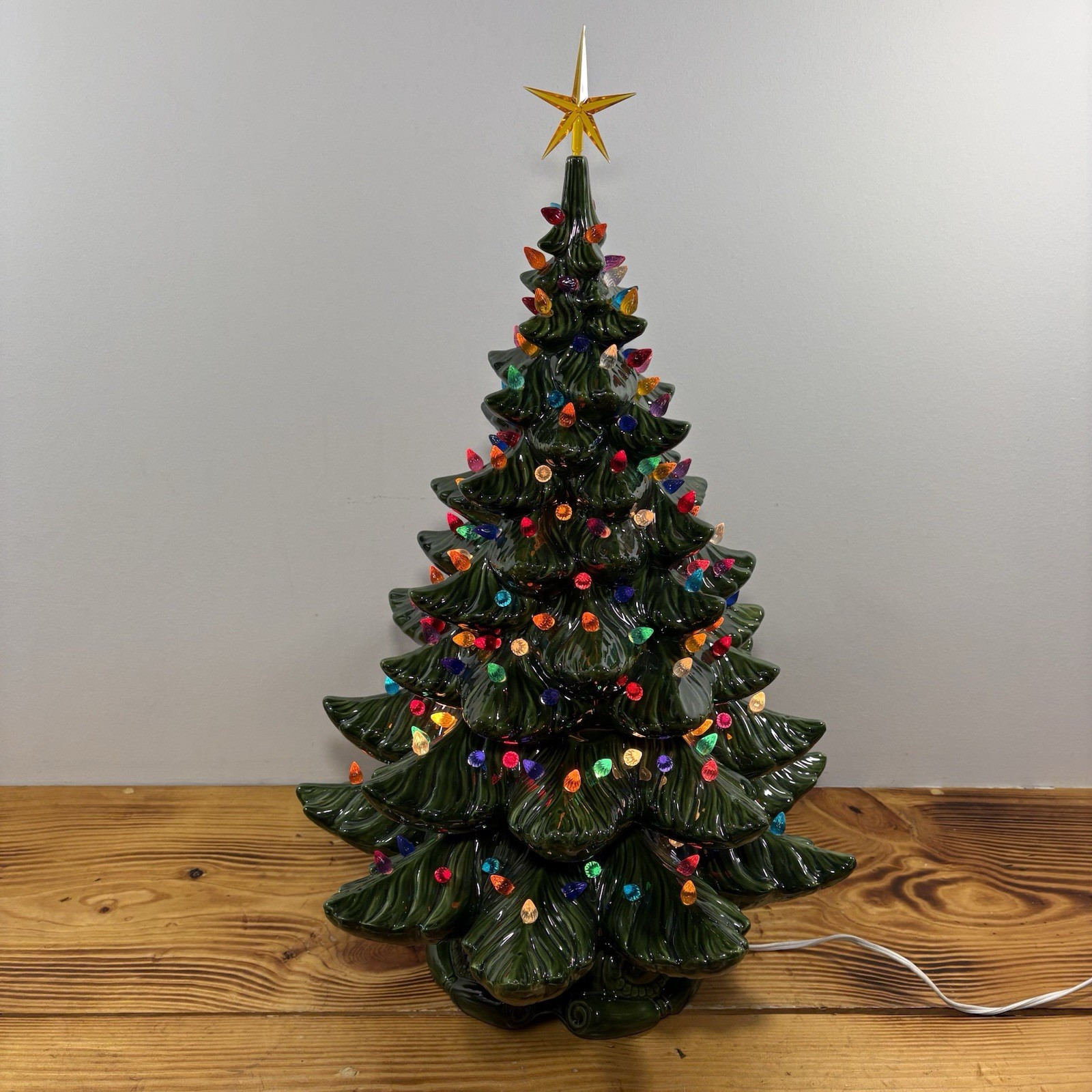 Vintage Authentic Atlantic Mold Ceramic Christmas Tree 23 Inch 3 Tier Complete