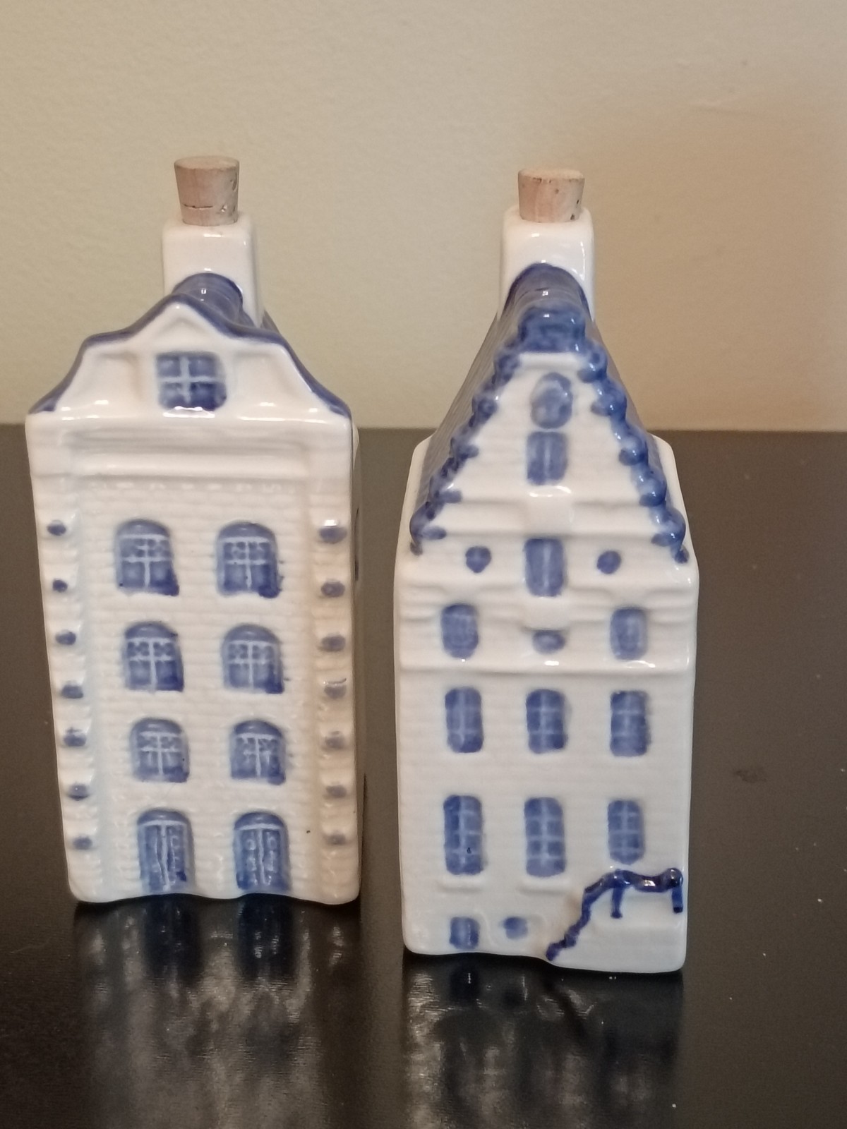 2 Delft Blue  Houses Holland Hand Painted Porcelain With Cork Stopper Vintage 