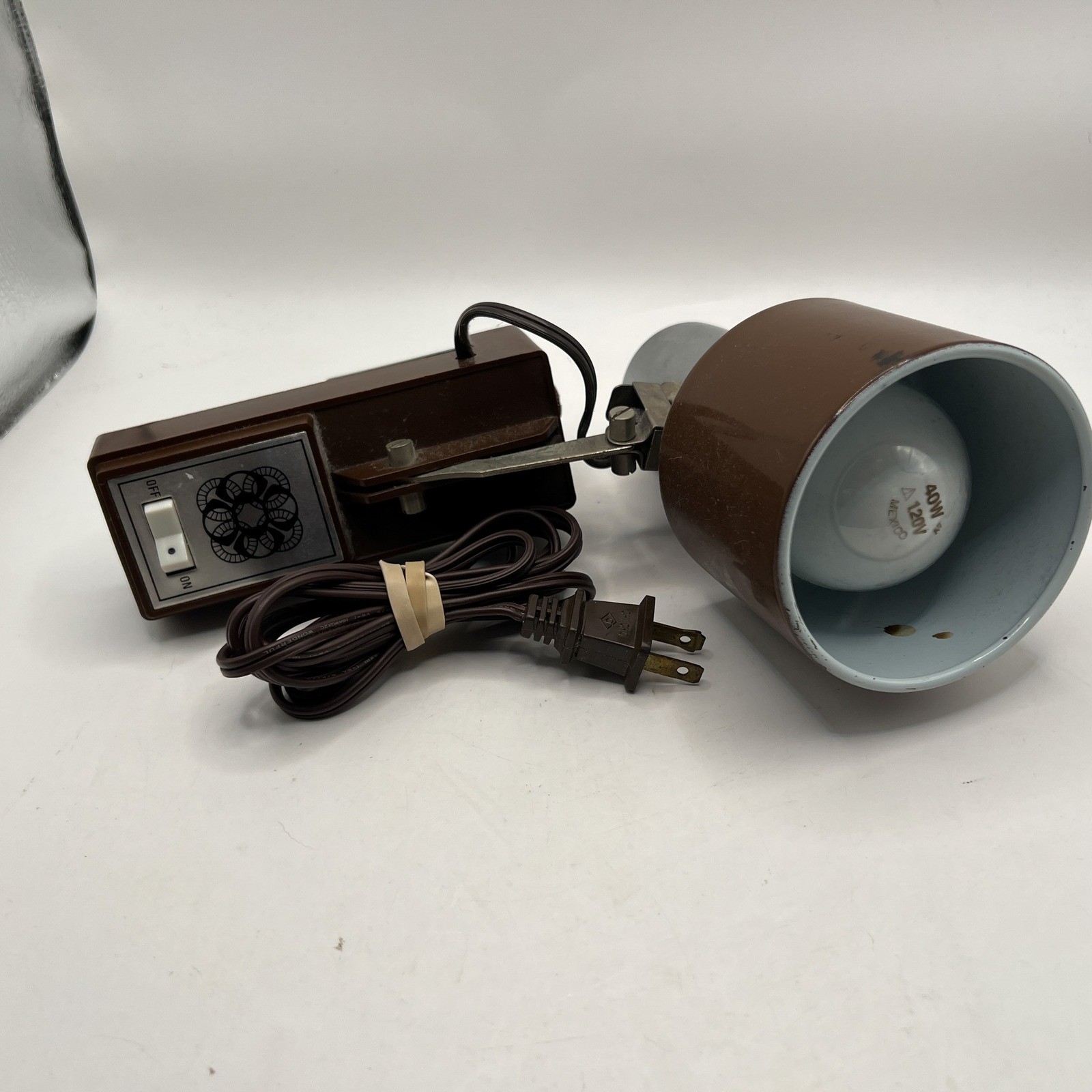 Vintage Adjustable Headboard Reading Lamp Bed Light Wall Mount Brown TESTED
