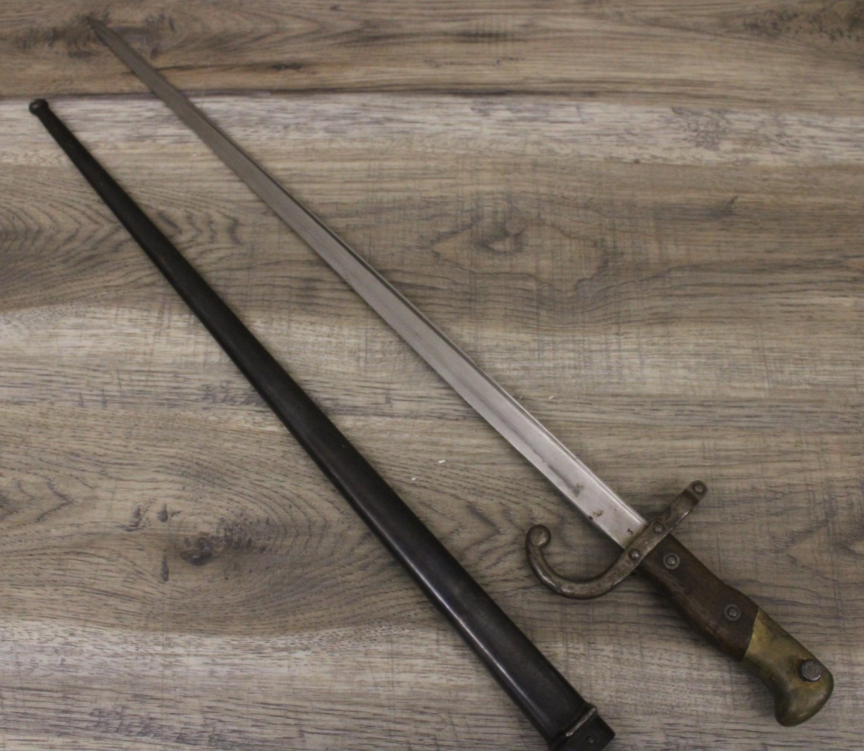 Rare Antique signed juillet WWI French Gras Model 1876 Bayonet original Scabbard