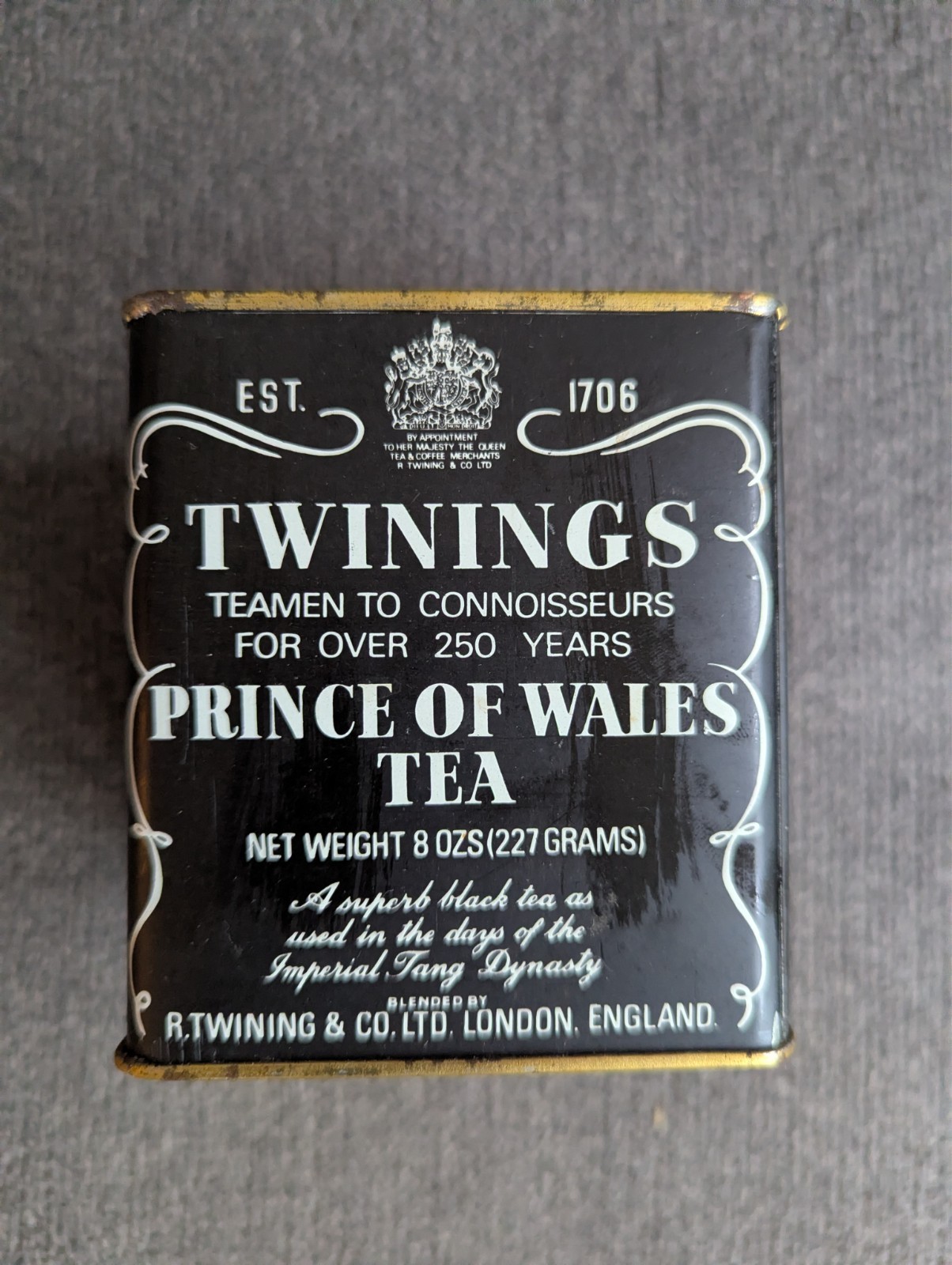 Vintage Twinings Prince of Wales Tea 1950s 1960s 1970s SEALED Tin FULL PRODUCT
