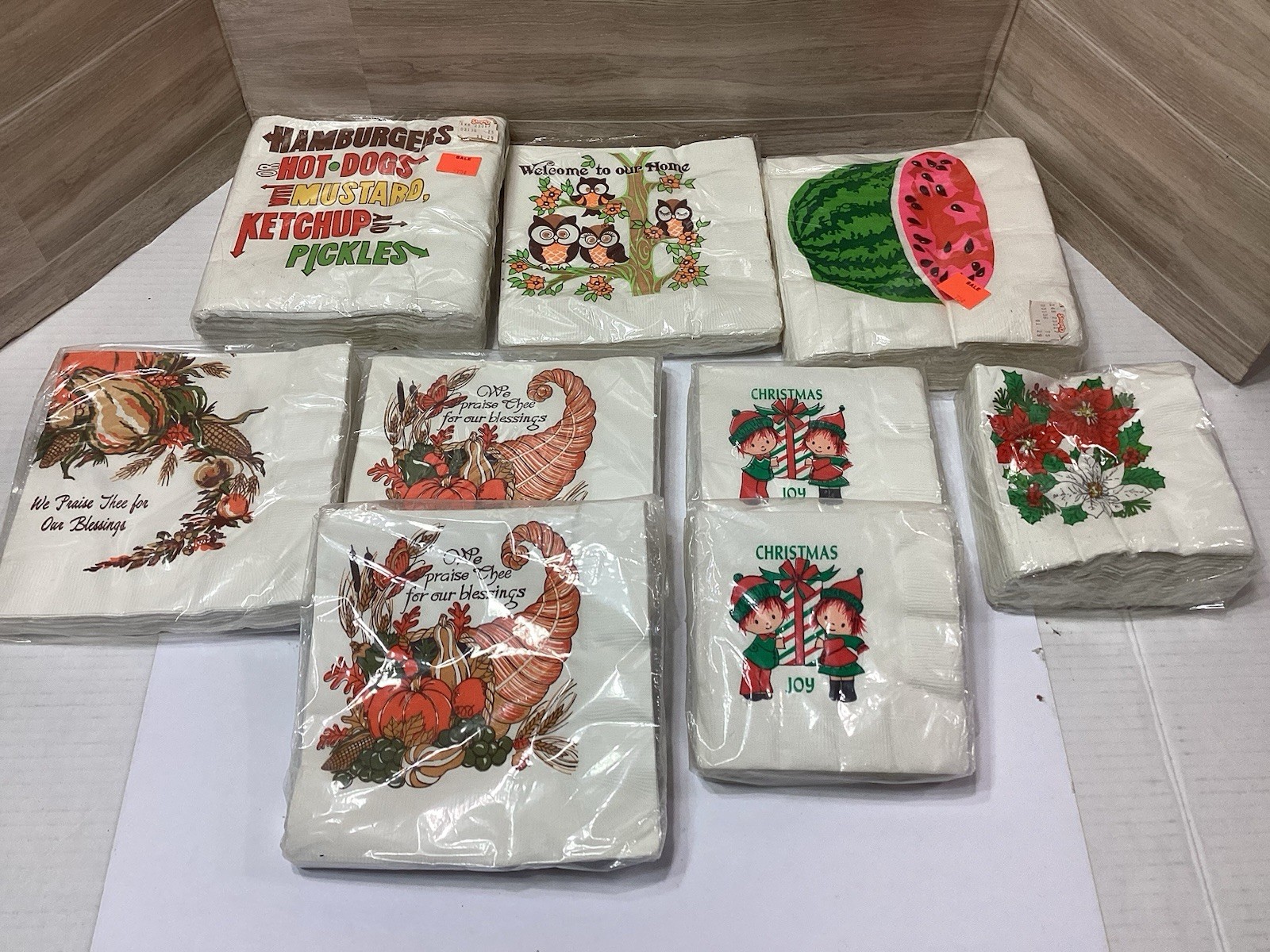 Big lot of vintage Holiday And Occasion Napkins NOS 9 Packages