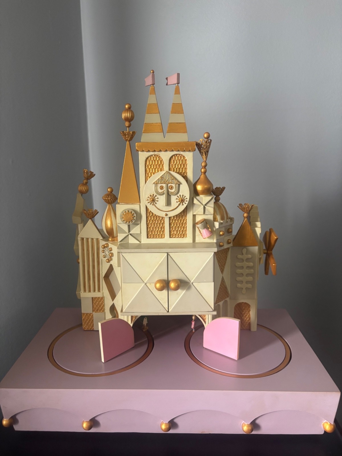 2005 It’s A Small World Music Clock Disney 50th Anniv Mary Blair Collector WORKS