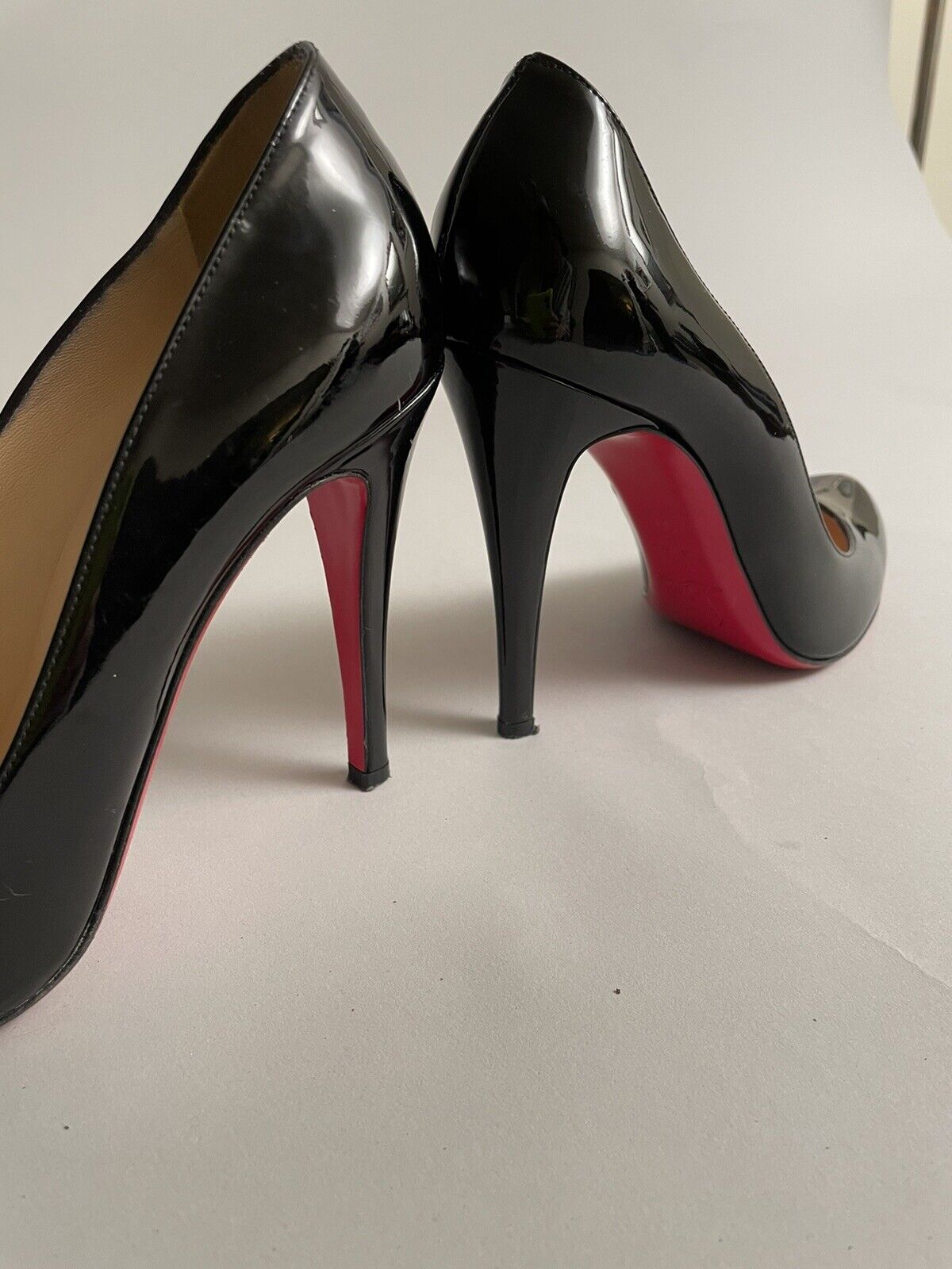 Christian Louboutin Black Patent Leather heels 39 US 8