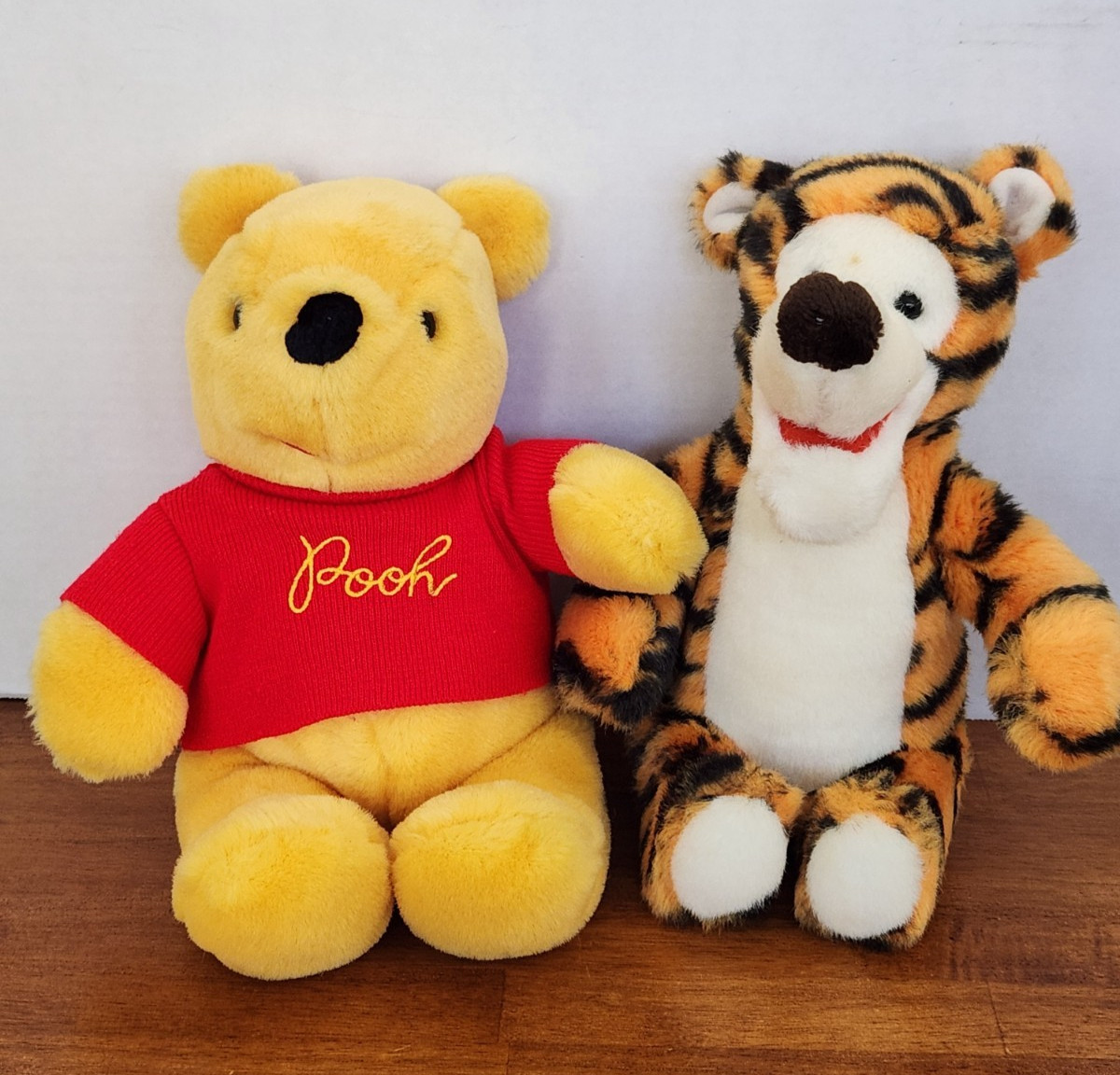 Vintage 1970s Sears Disney Winnie the Pooh & Tigger Stuffed Animal 11\